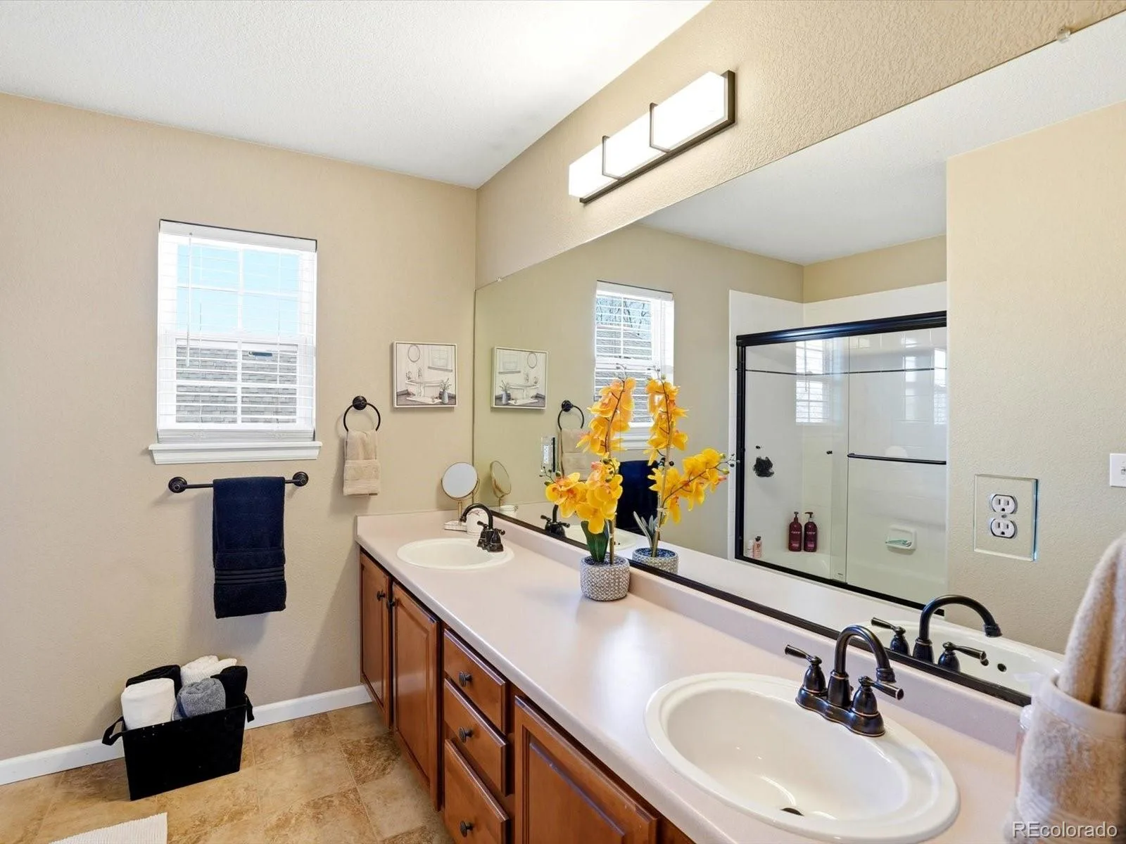 6638 W Hamilton Drive Lakewood CO 80227 | MLS #REC4544621 08282026144845 1600 31