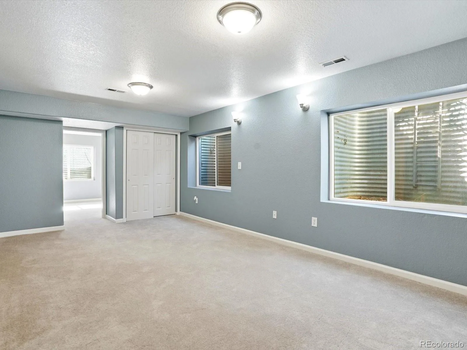 6638 W Hamilton Drive Lakewood CO 80227 | MLS #REC4544621 08282026144845 1600 39