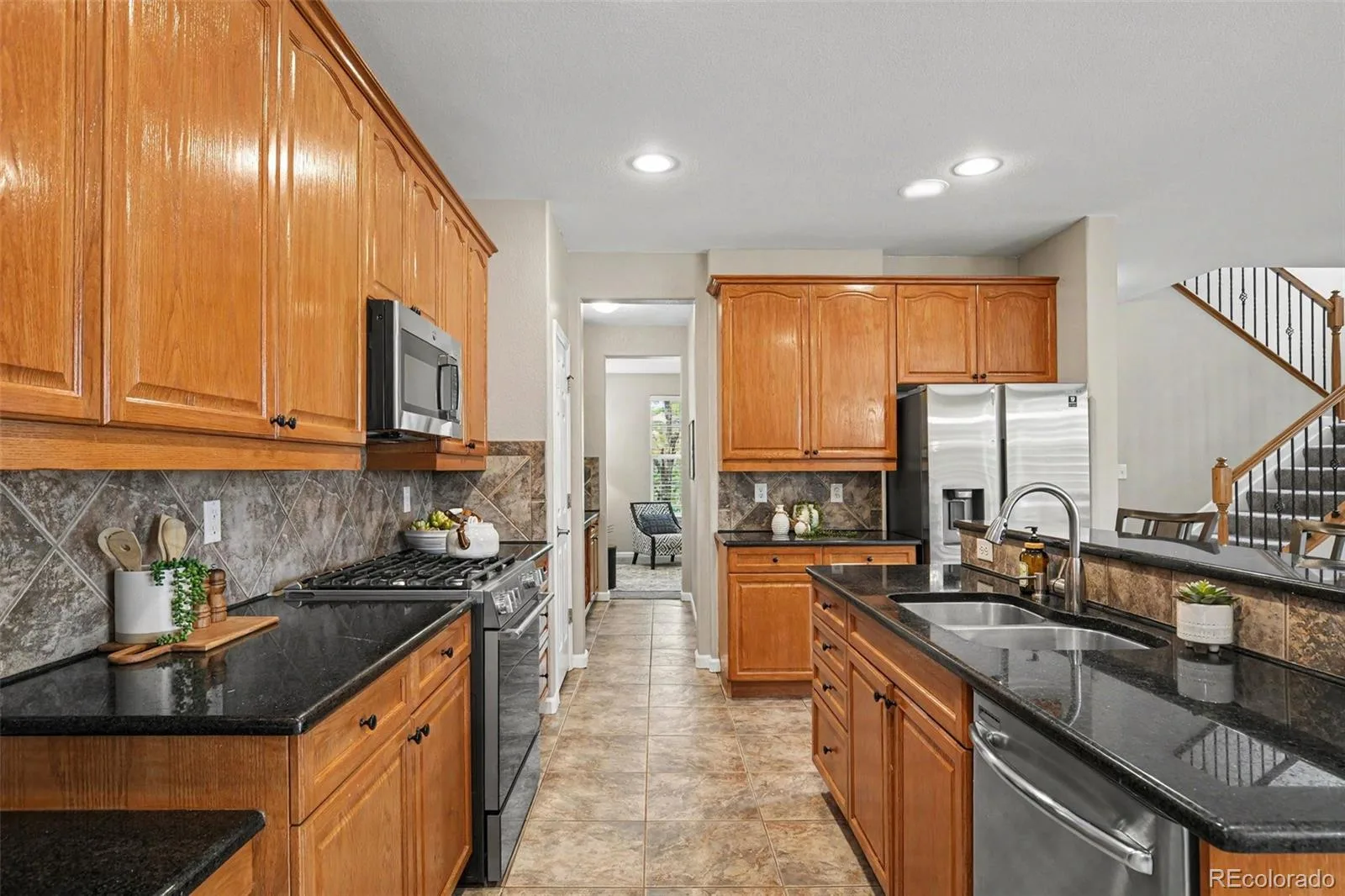 1372 S Duquesne Court Aurora CO 80018 | MLS #REC4545779 08212026185323 1600 15