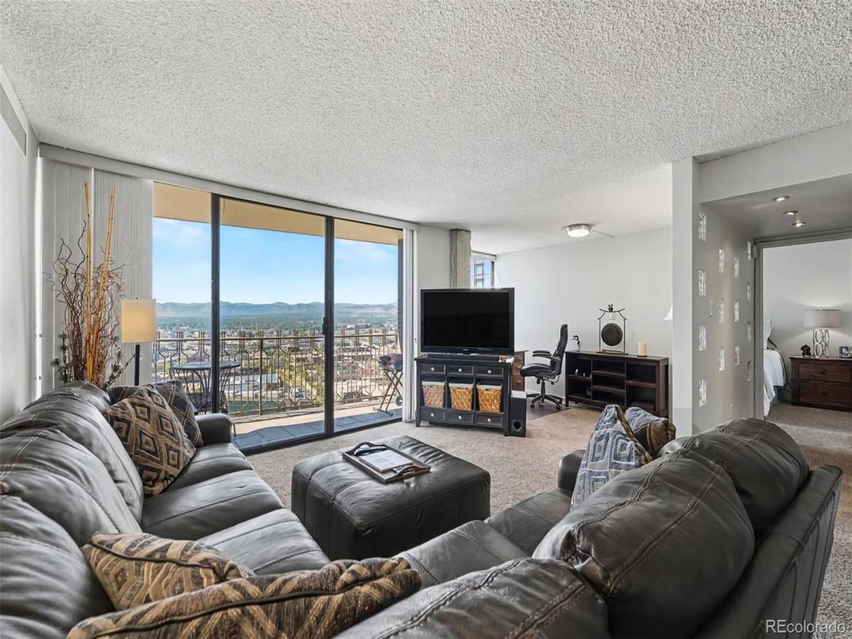 1020 15th Street #33A Denver CO 80202 | MLS #REC4547524 MLS #REC4547524 image #0