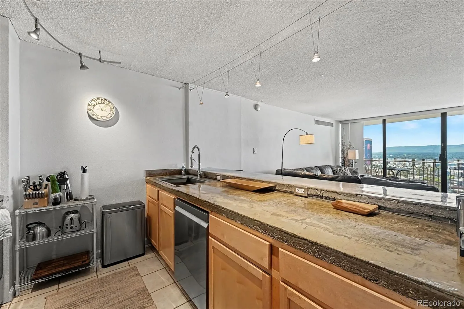 1020 15th Street #33A Denver CO 80202 | MLS #REC4547524 10032026213120 1600 8