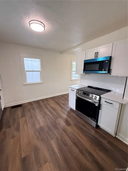 04172026100640 800 11