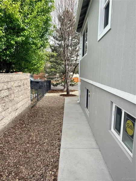 04172026100640 800 24