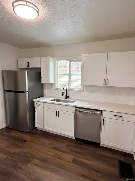 04172026100640 800 9