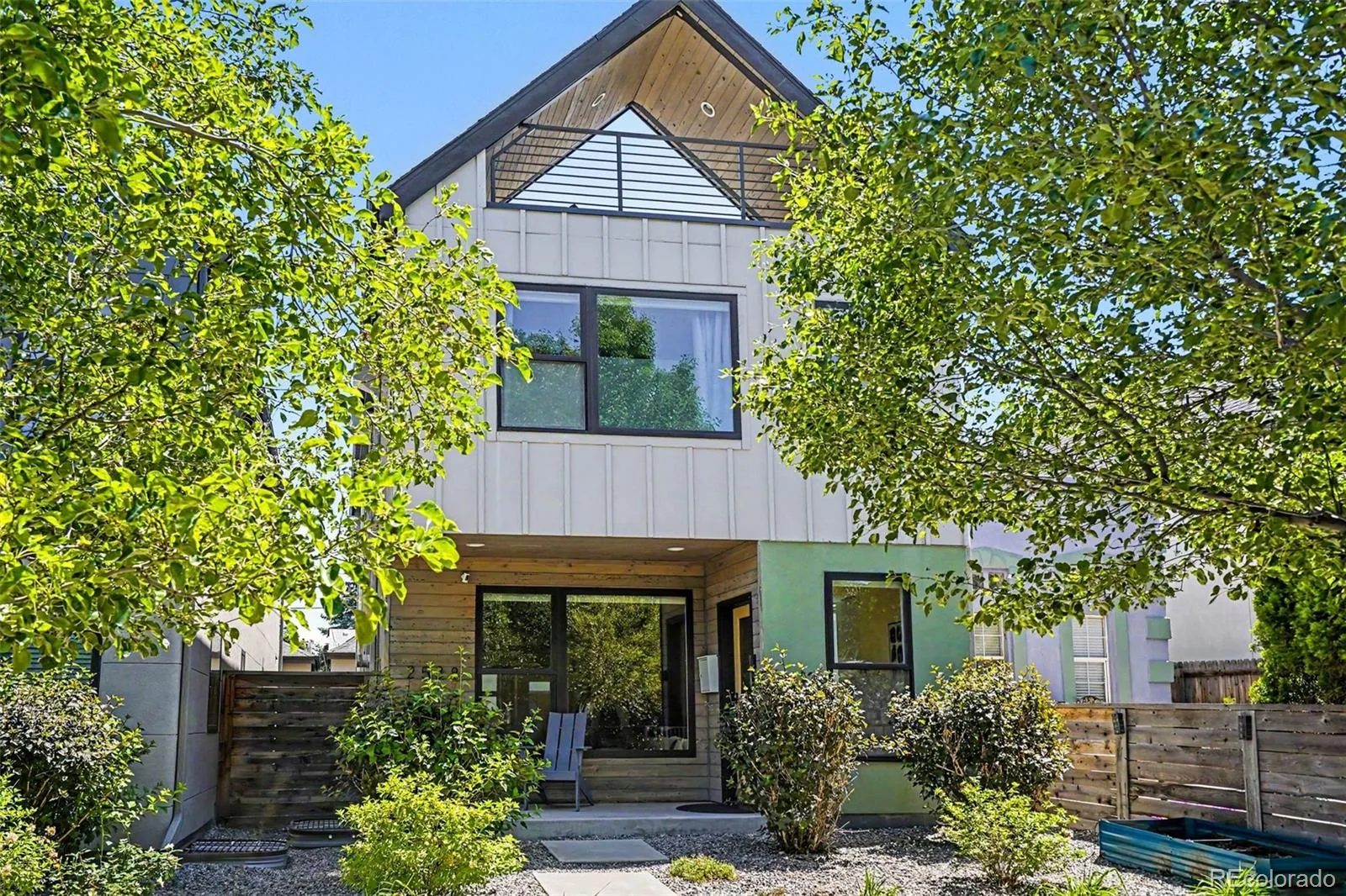 2538 N Clarkson Street Denver CO 80205 | MLS #REC4556308 07302026165643 1600 1