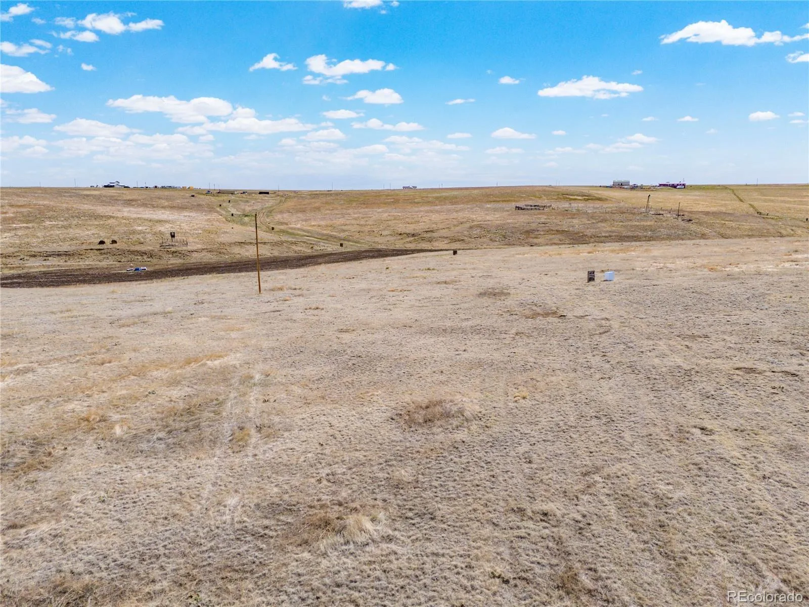 68900 E Briarwood Place Byers CO 80103 | MLS #REC4556882 08112026165104 1600 6