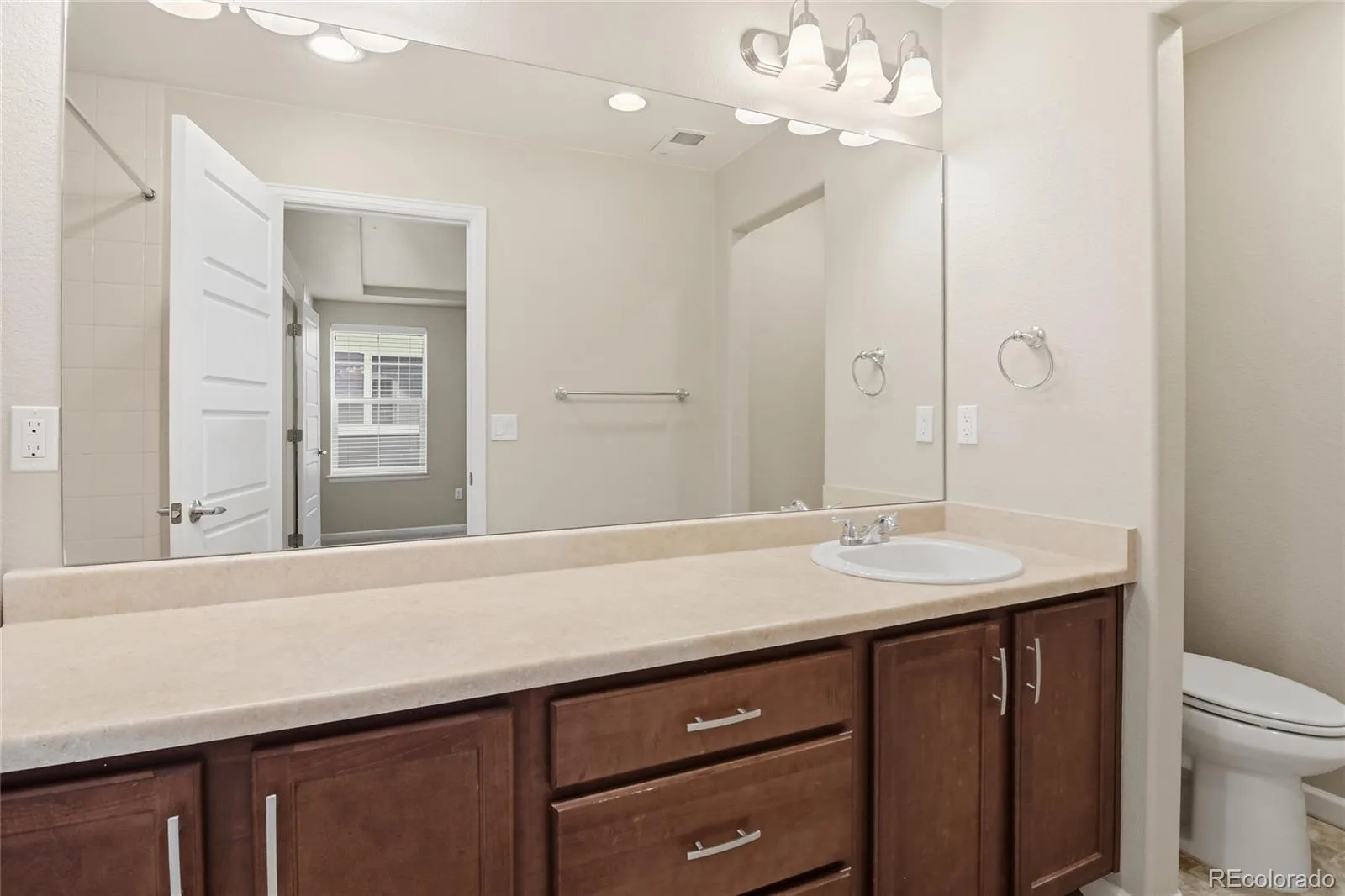 4741 Ventura Street Denver CO 80249 | MLS #REC4558881 07132026195530 1600 23