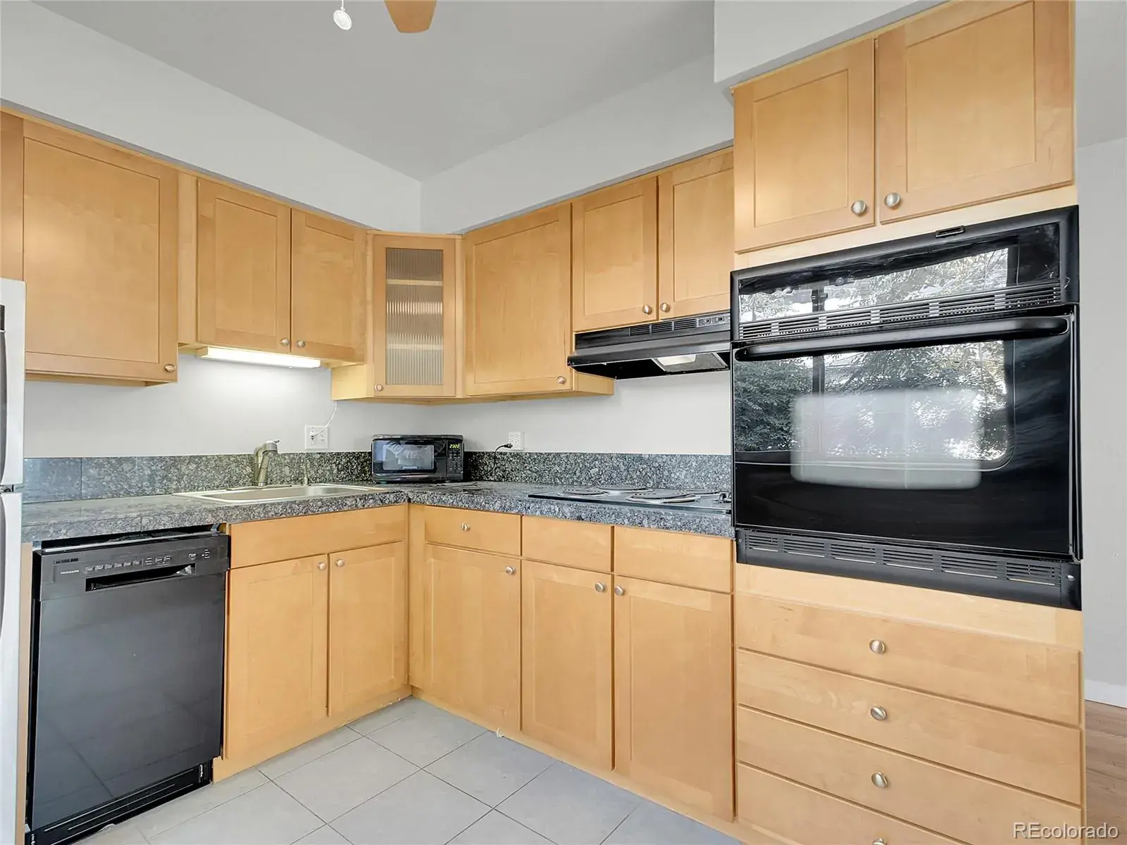 1056 N Marion Street #202 Denver CO 80218 MLS #REC4560220 02052026003240 1600 11