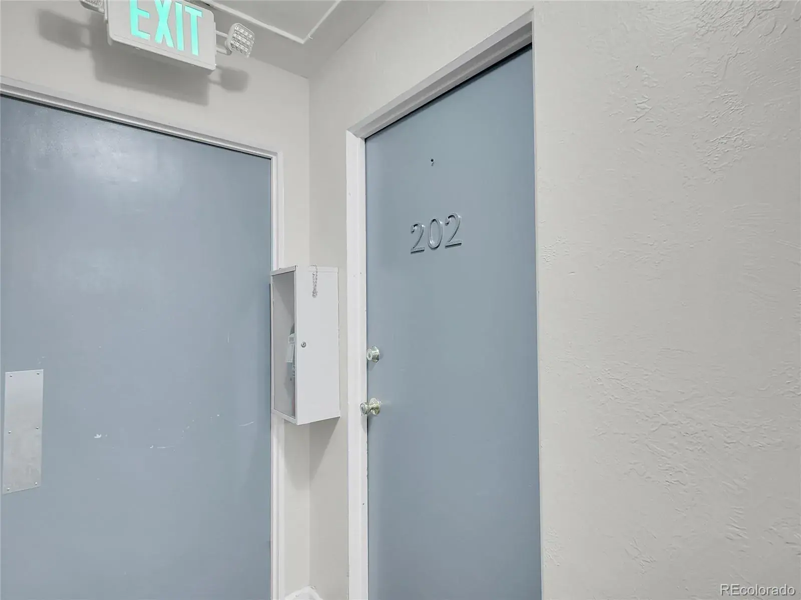1056 N Marion Street #202 Denver CO 80218 MLS #REC4560220 02052026003240 1600 23