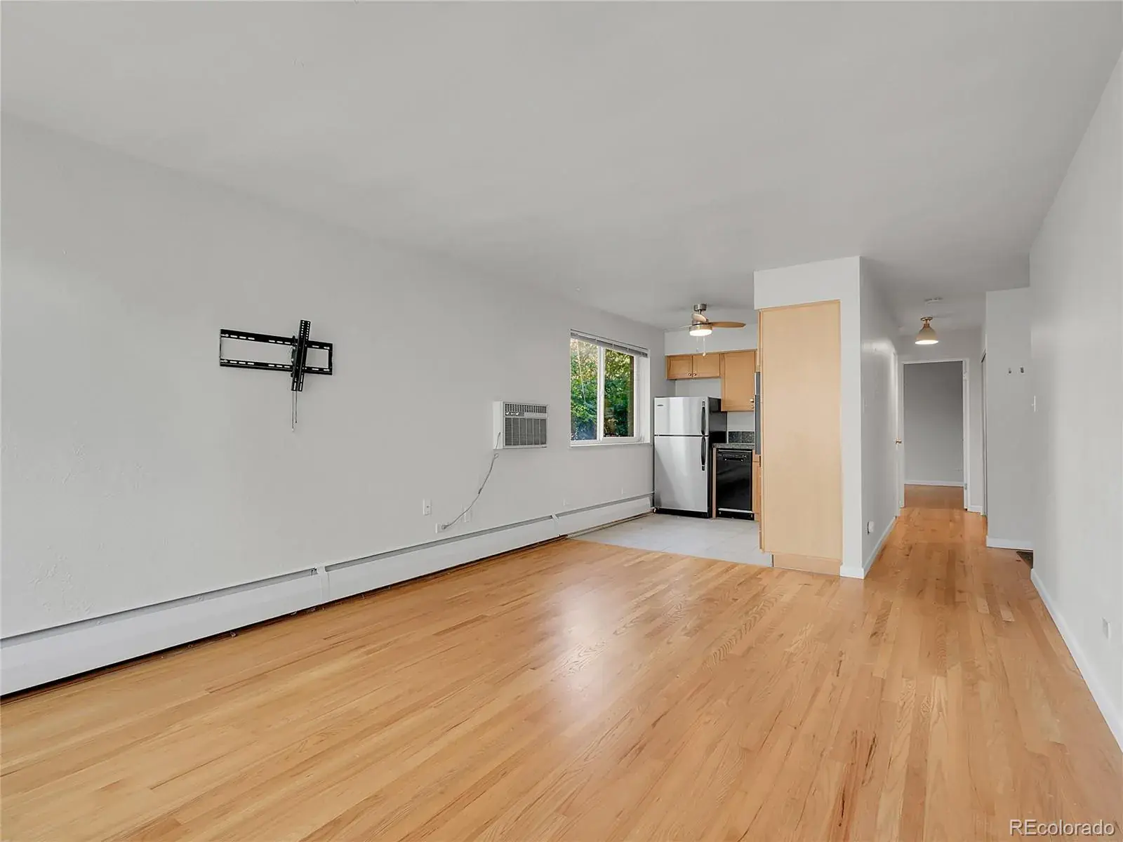 1056 N Marion Street #202 Denver CO 80218 MLS #REC4560220 02052026003240 1600 7