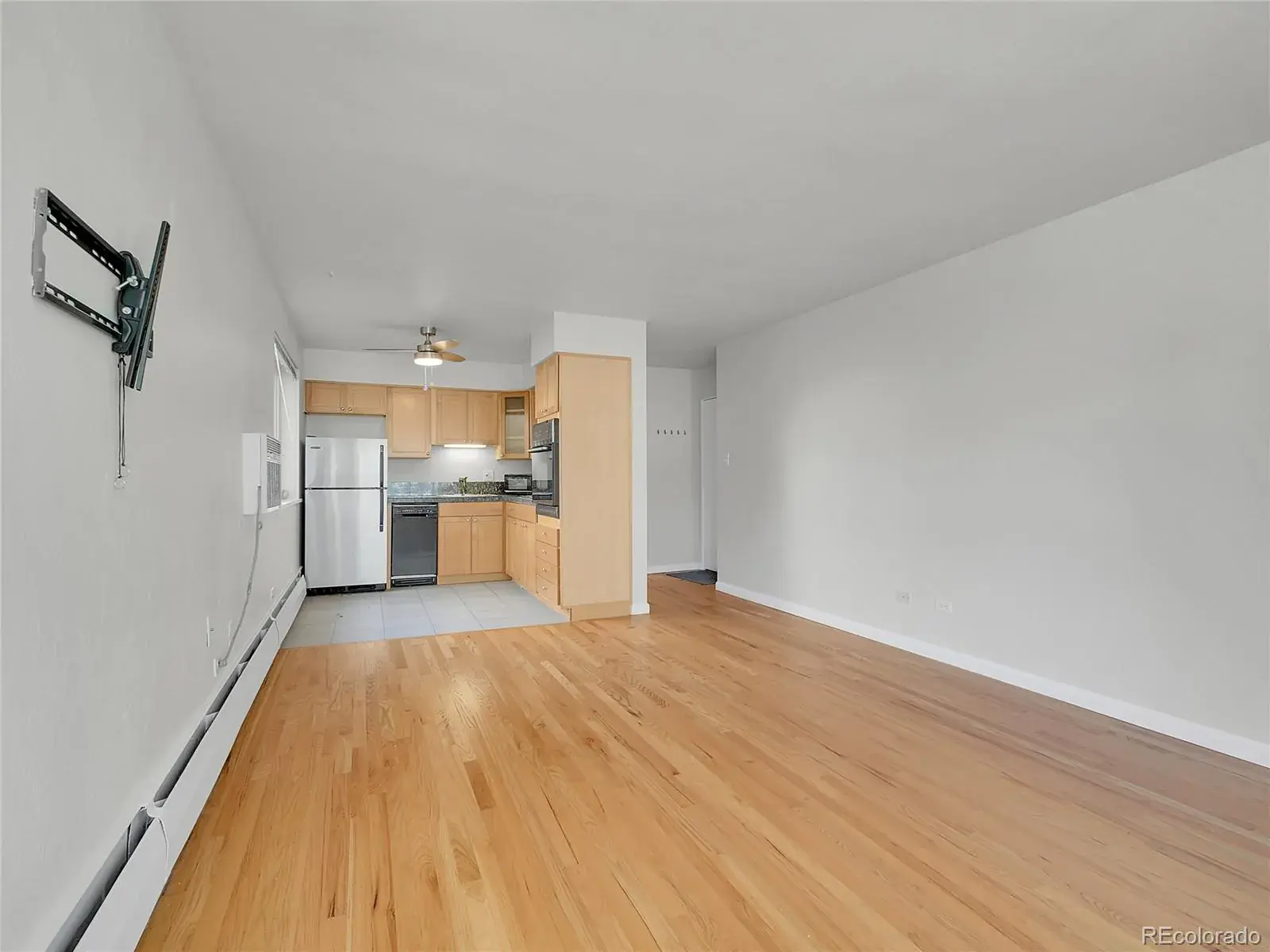 1056 N Marion Street #202 Denver CO 80218 MLS #REC4560220 02052026003240 1600 8