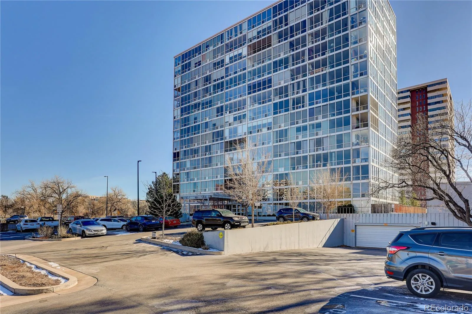 3100 E Cherry Creek South Drive #206 Denver CO 80209 | MLS #REC4560320 09232026051450 1600 2