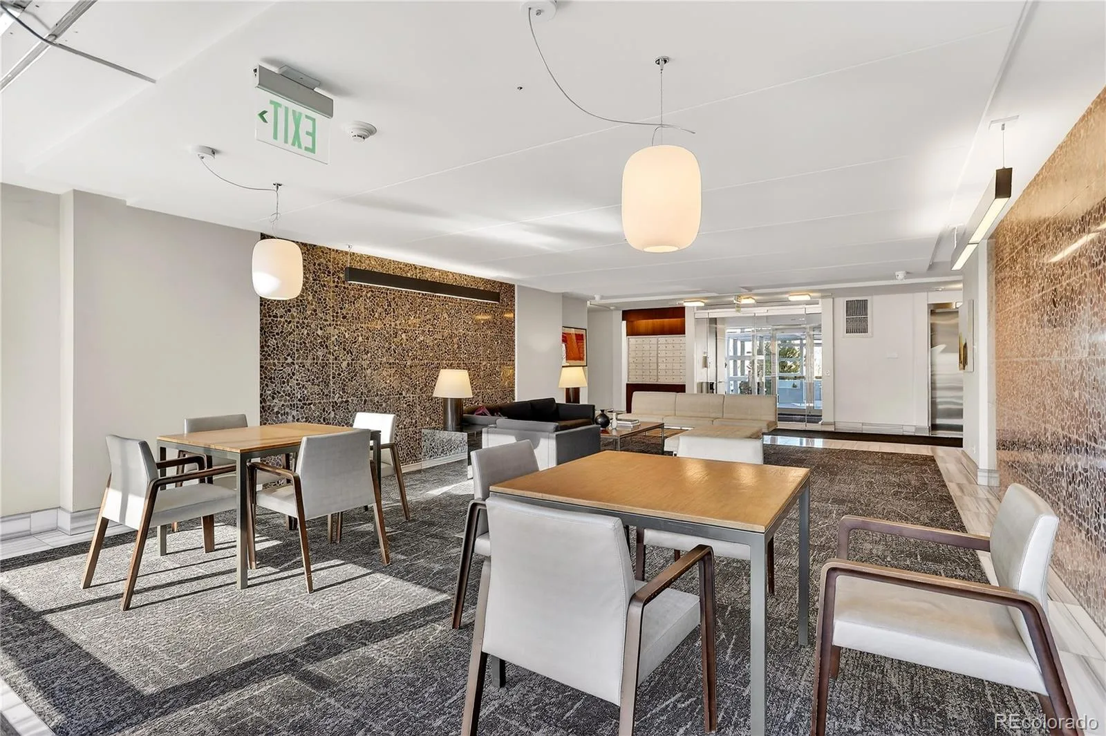 3100 E Cherry Creek South Drive #206 Denver CO 80209 | MLS #REC4560320 09232026051450 1600 20
