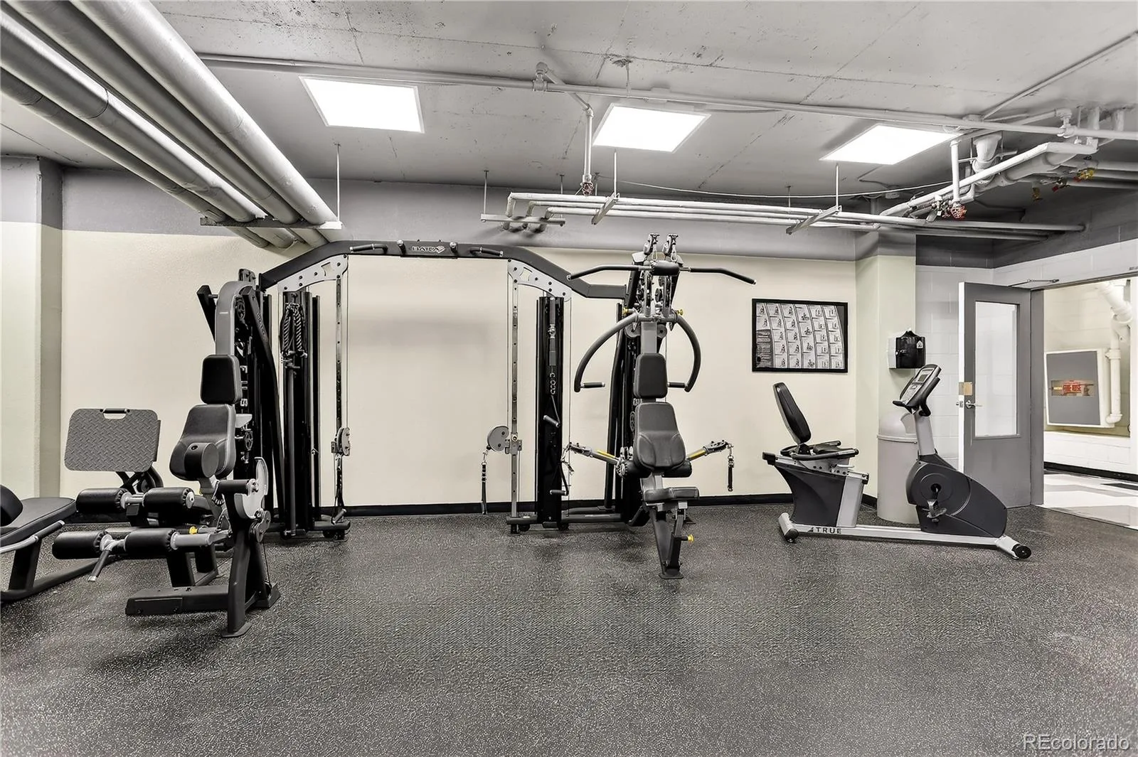 3100 E Cherry Creek South Drive #206 Denver CO 80209 | MLS #REC4560320 09232026051450 1600 24