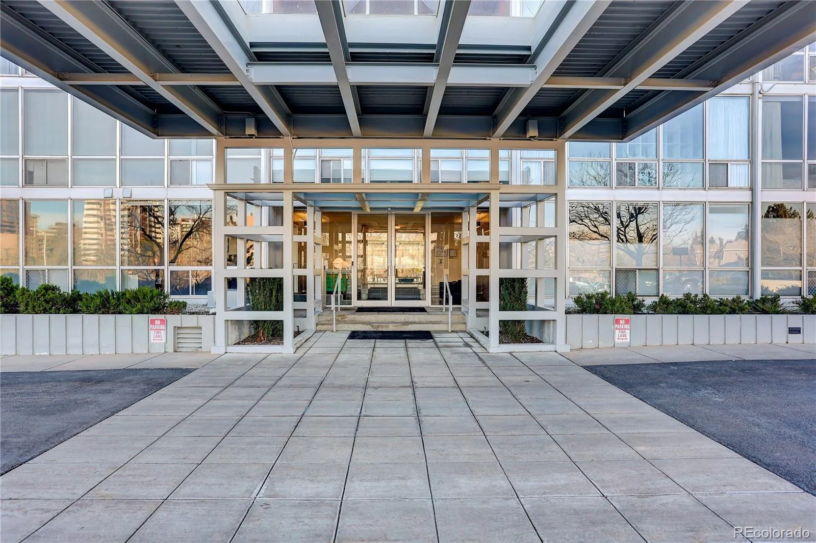 3100 E Cherry Creek South Drive #206 Denver CO 80209 | MLS #REC4560320 09232026051450 1600 3