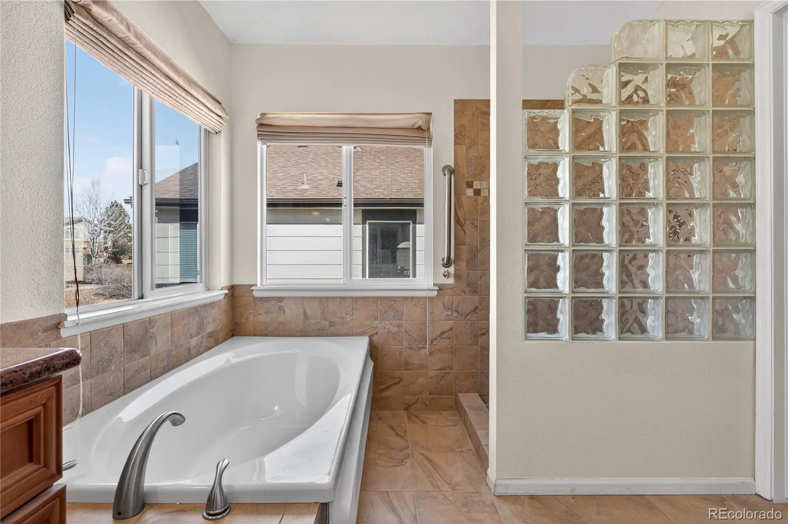 5485 S Harlan Way Littleton CO 80123 MLS #REC4562290 05262026231958 1600 23