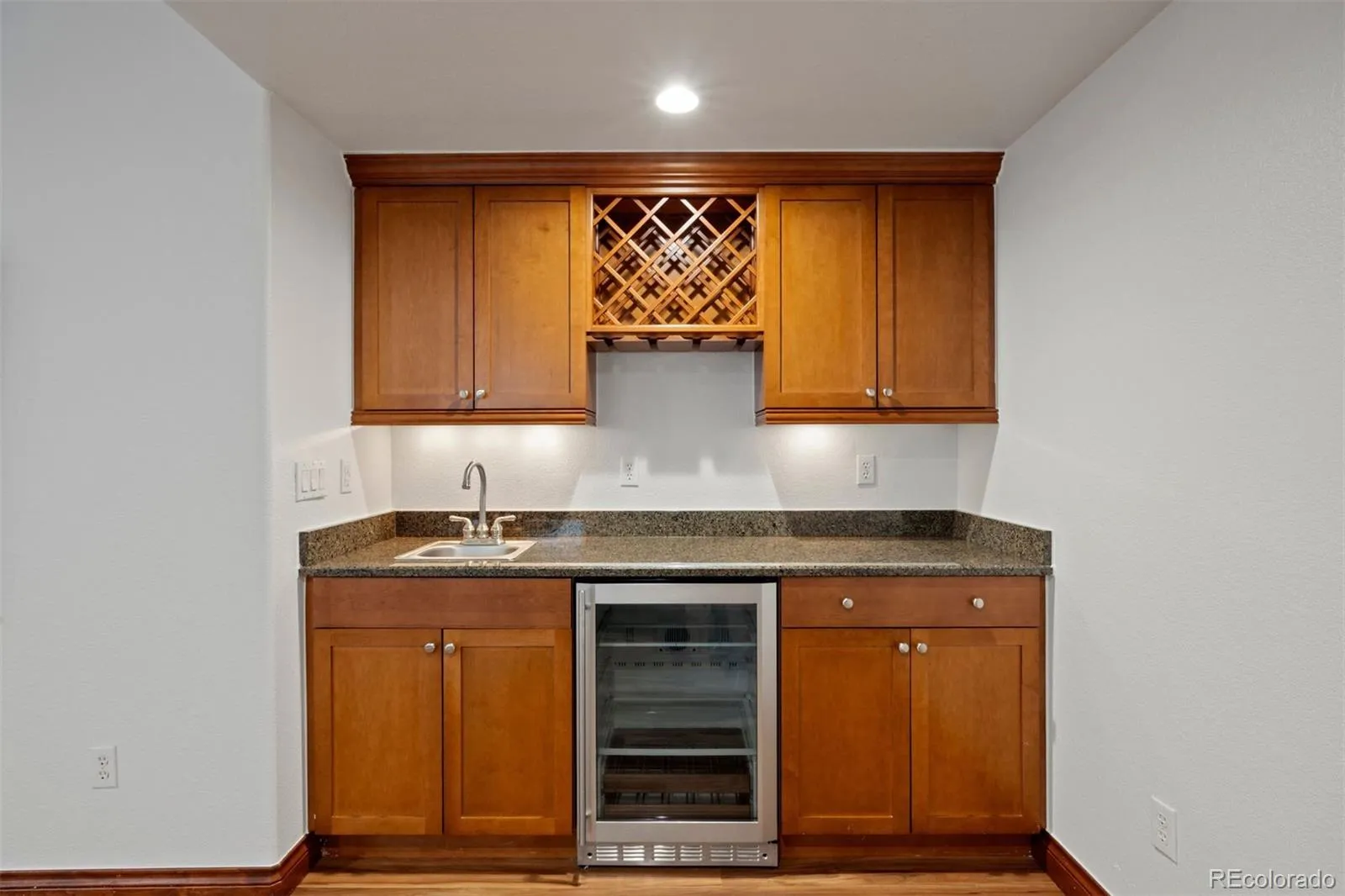 04082026190815 1600 18