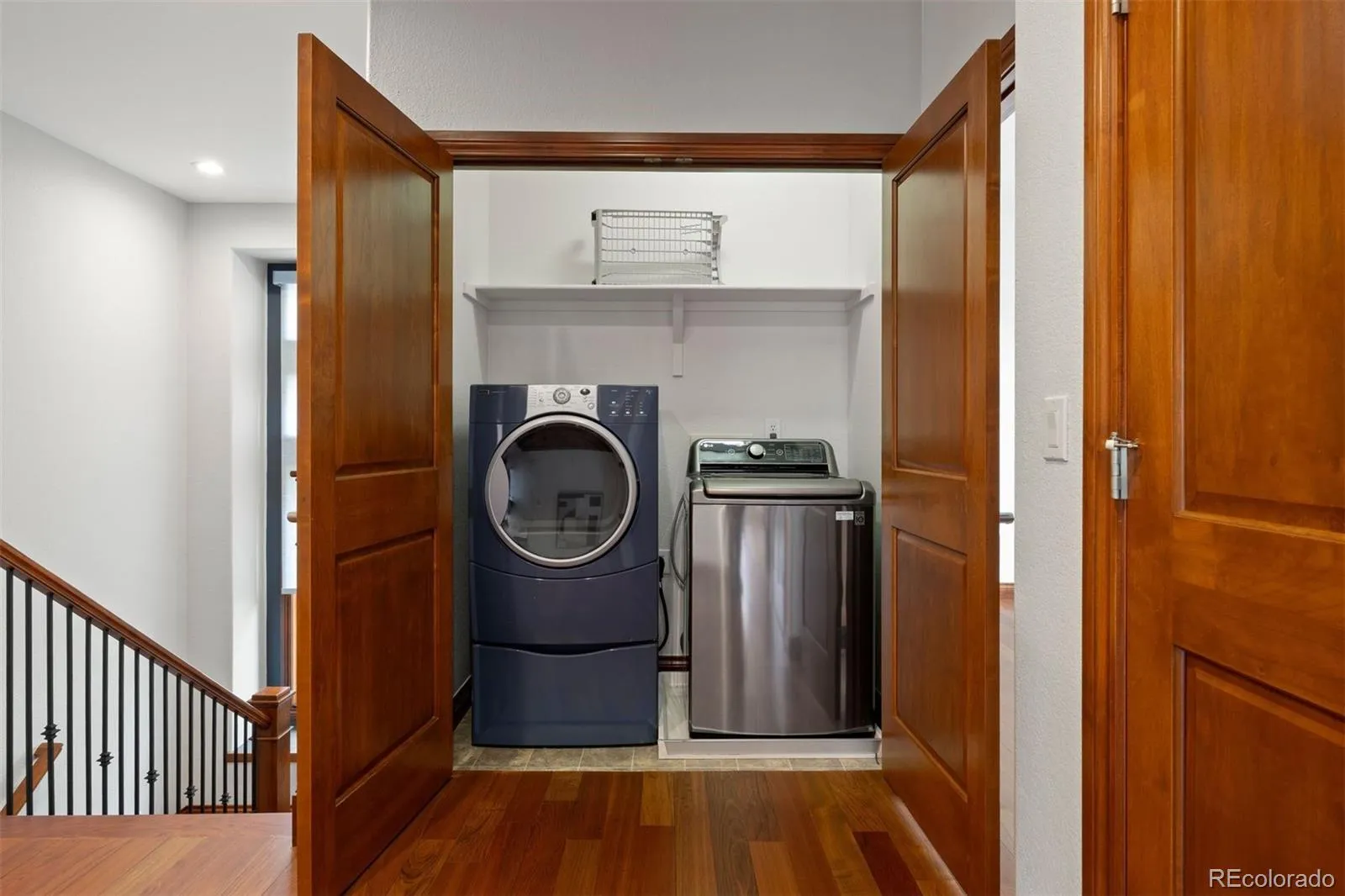 04082026190815 1600 28