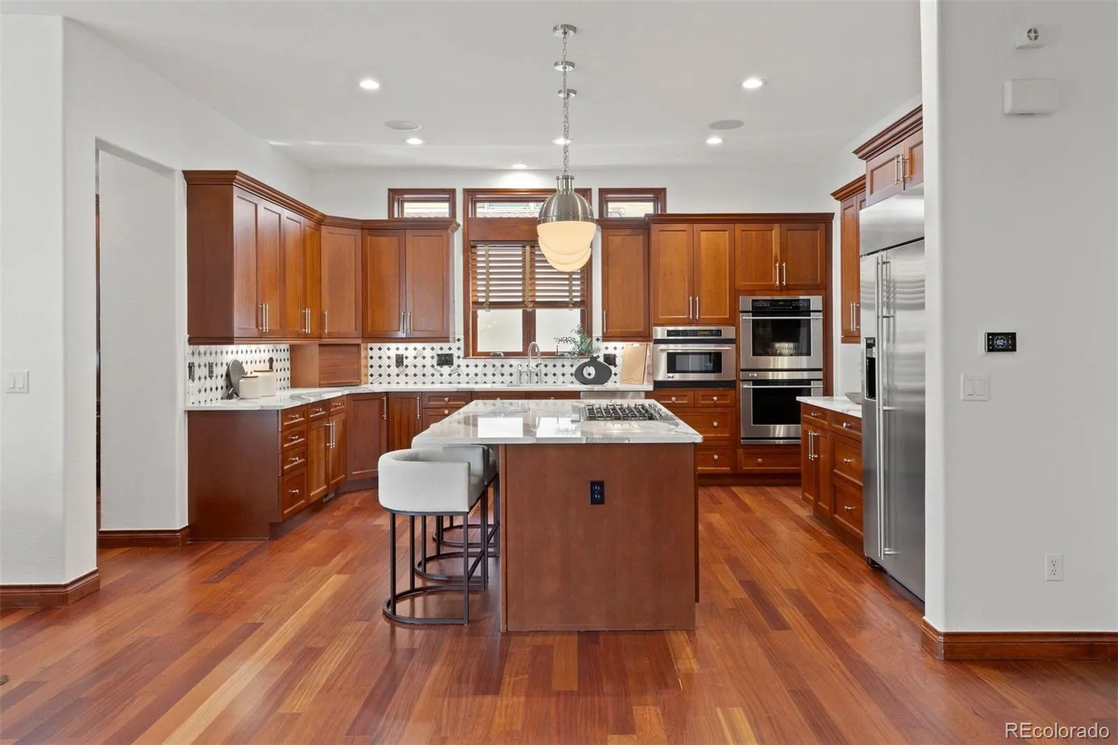 04082026190815 1600 29