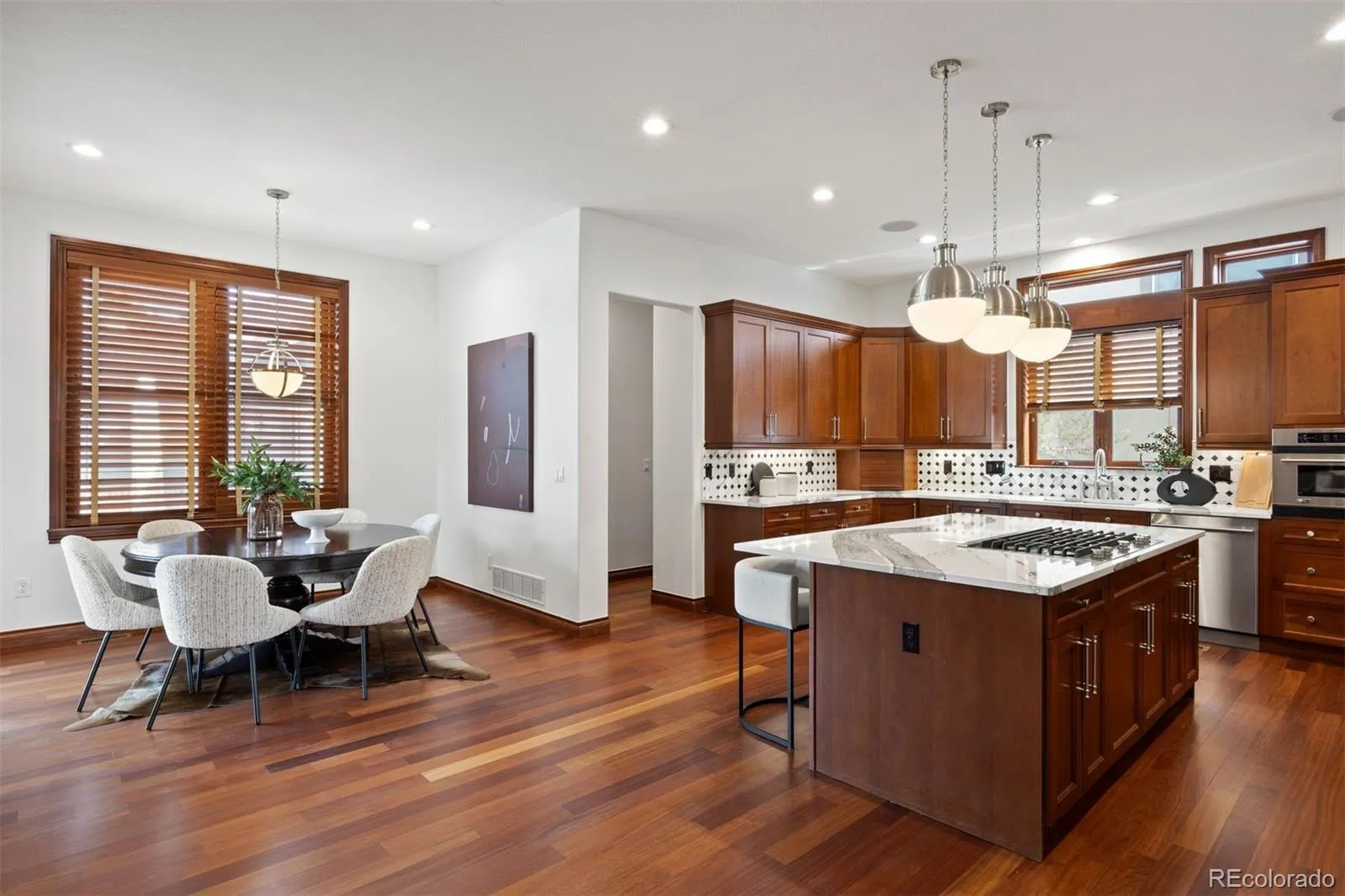 04082026190815 1600 34