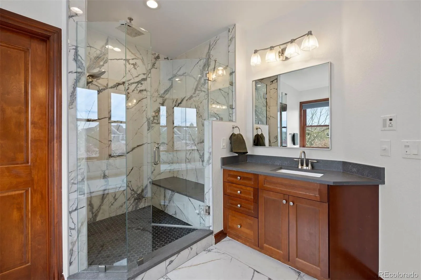 04082026190815 1600 37