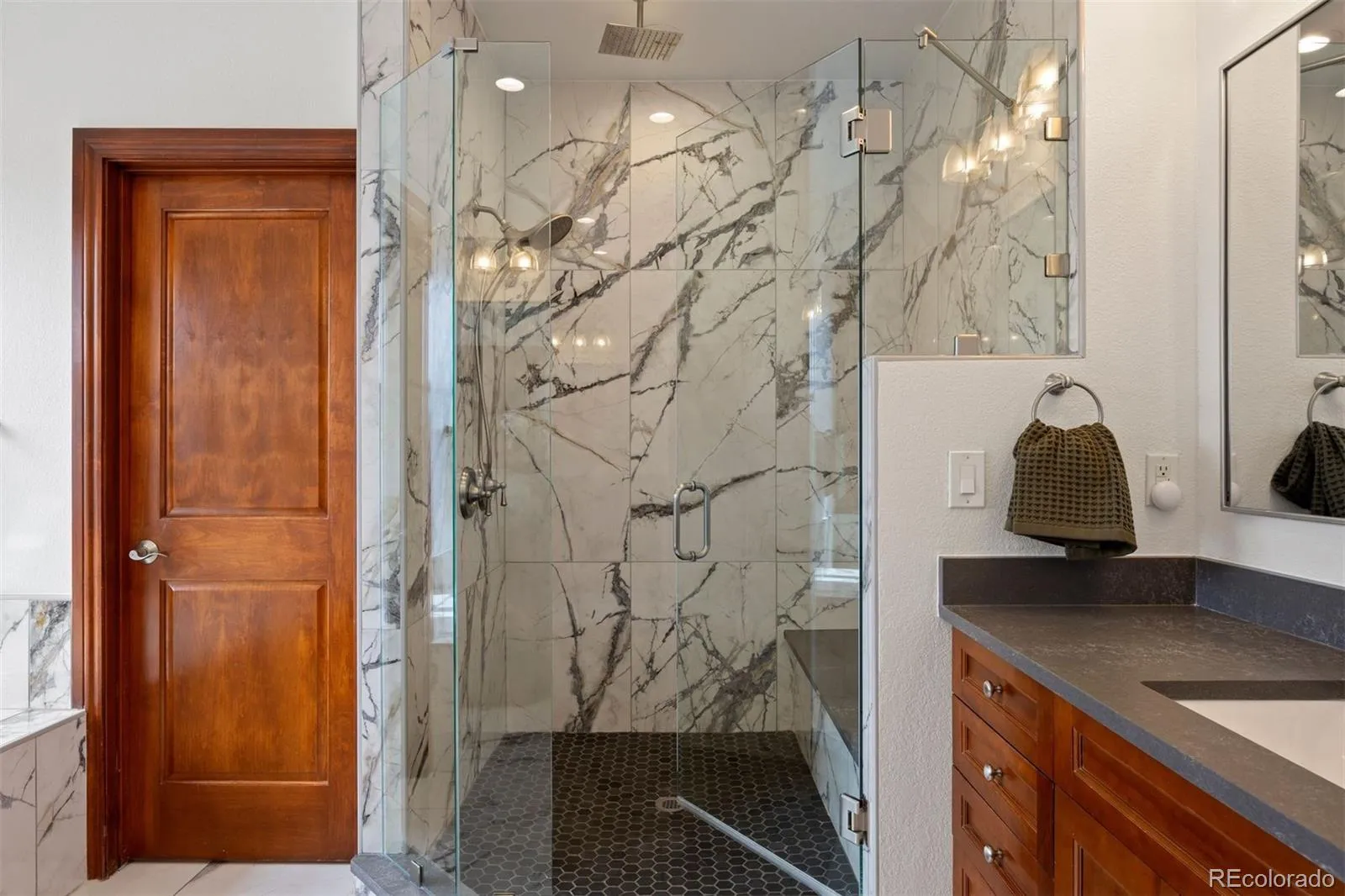 04082026190815 1600 39