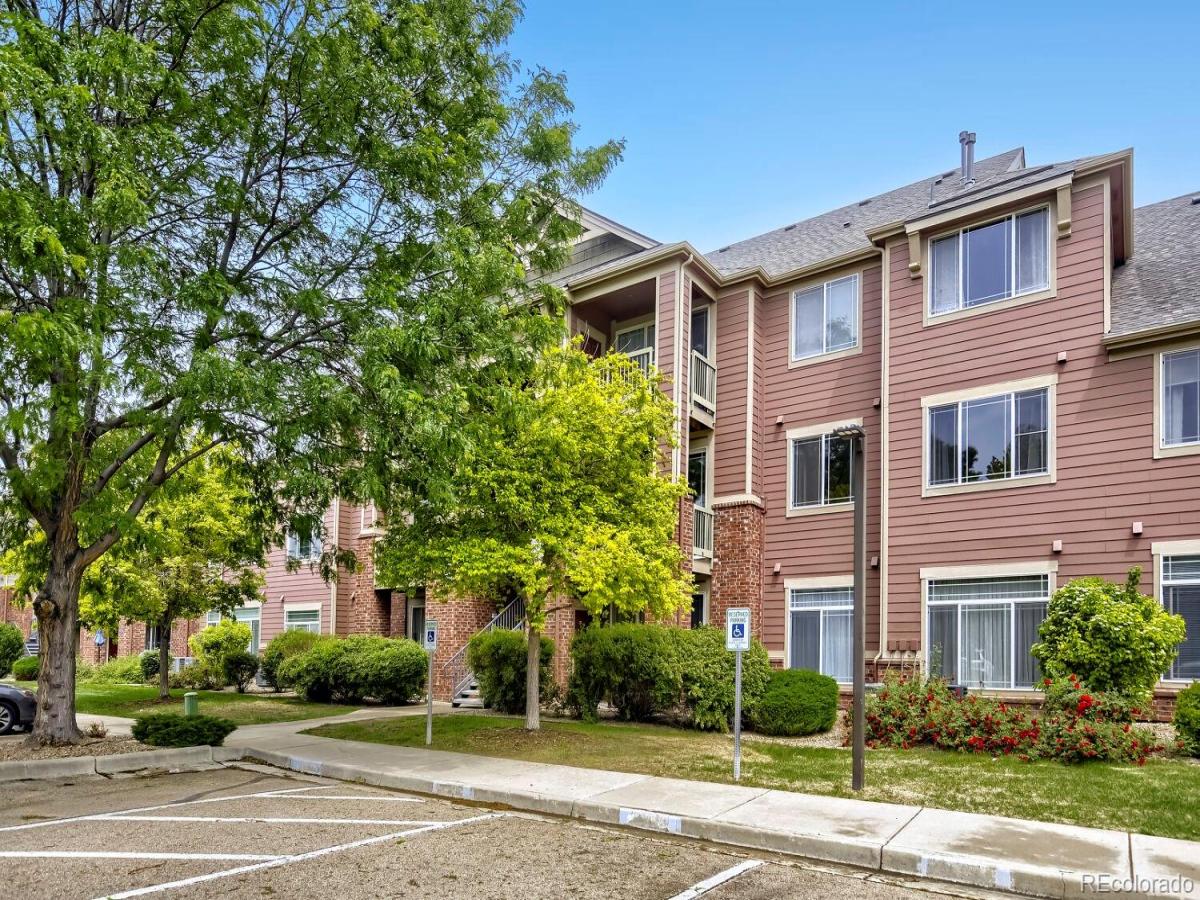 804 Summer Hawk Drive #5207 Longmont CO 80504 | MLS #REC4566866 MLS #REC4566866 image #0