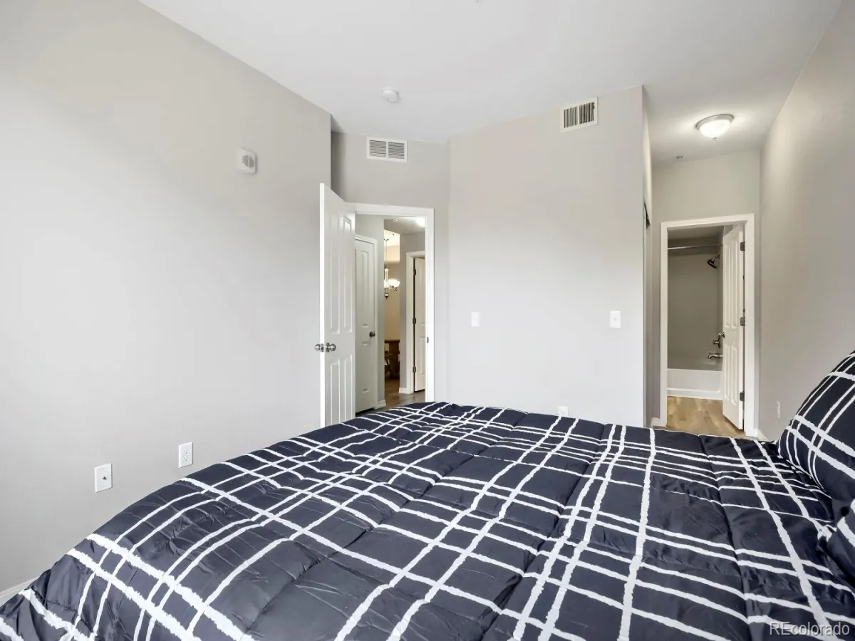 804 Summer Hawk Drive #5207 Longmont CO 80504 MLS #REC4566866 05282026022349 1200 22