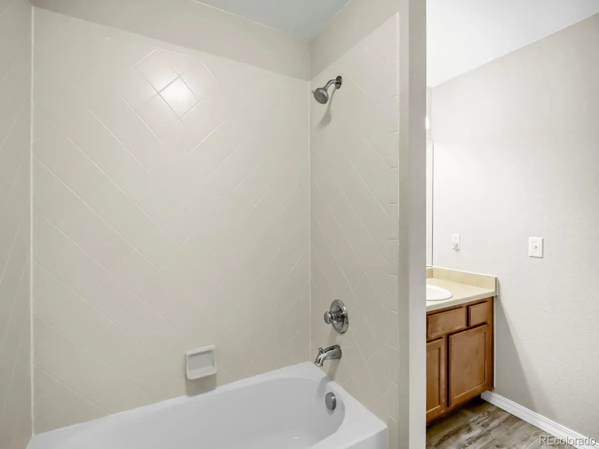 804 Summer Hawk Drive #5207 Longmont CO 80504 MLS #REC4566866 05282026022349 1200 23