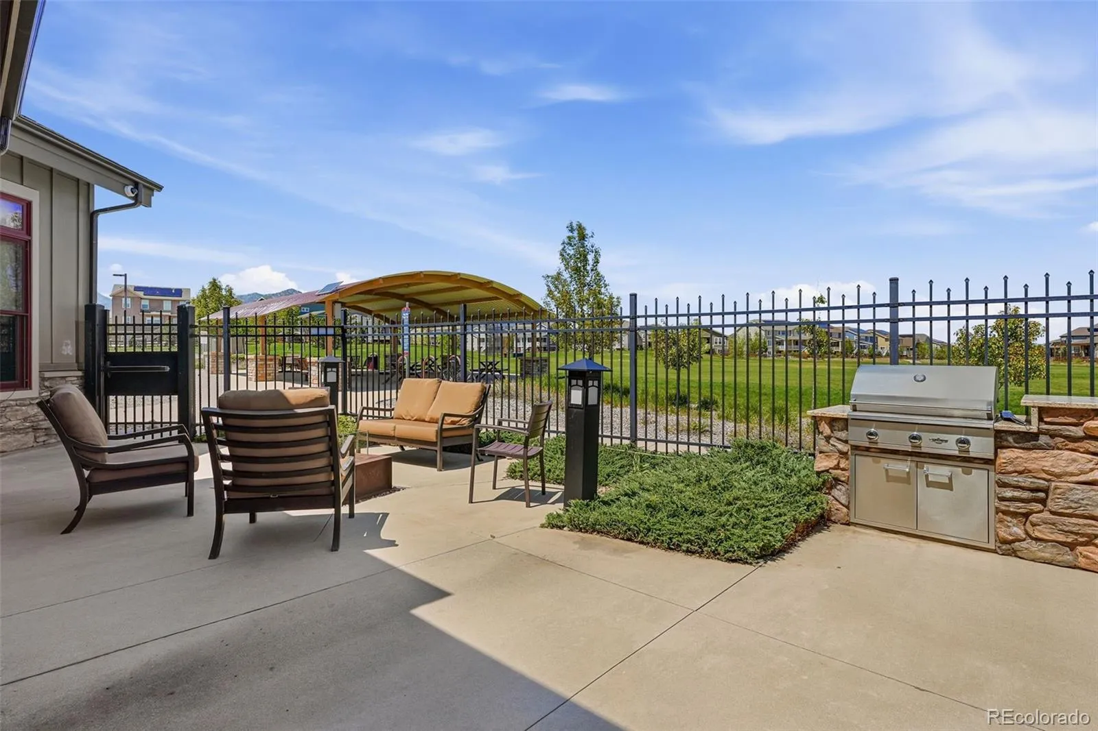 19589 W 93rd Drive #A Arvada CO 80007 | MLS #REC4568703 05132026212411 1600 35