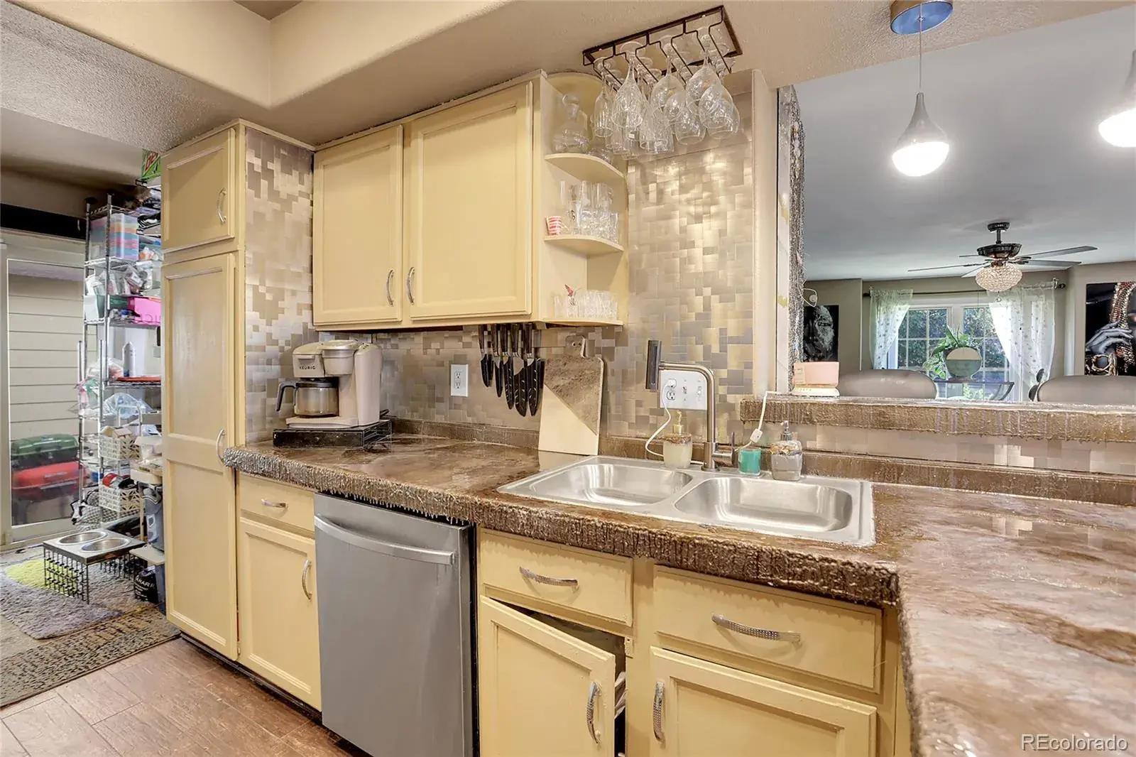 1736 S Pagosa Way Aurora CO 80017 MLS #REC4569407 01312025090453 1600 10