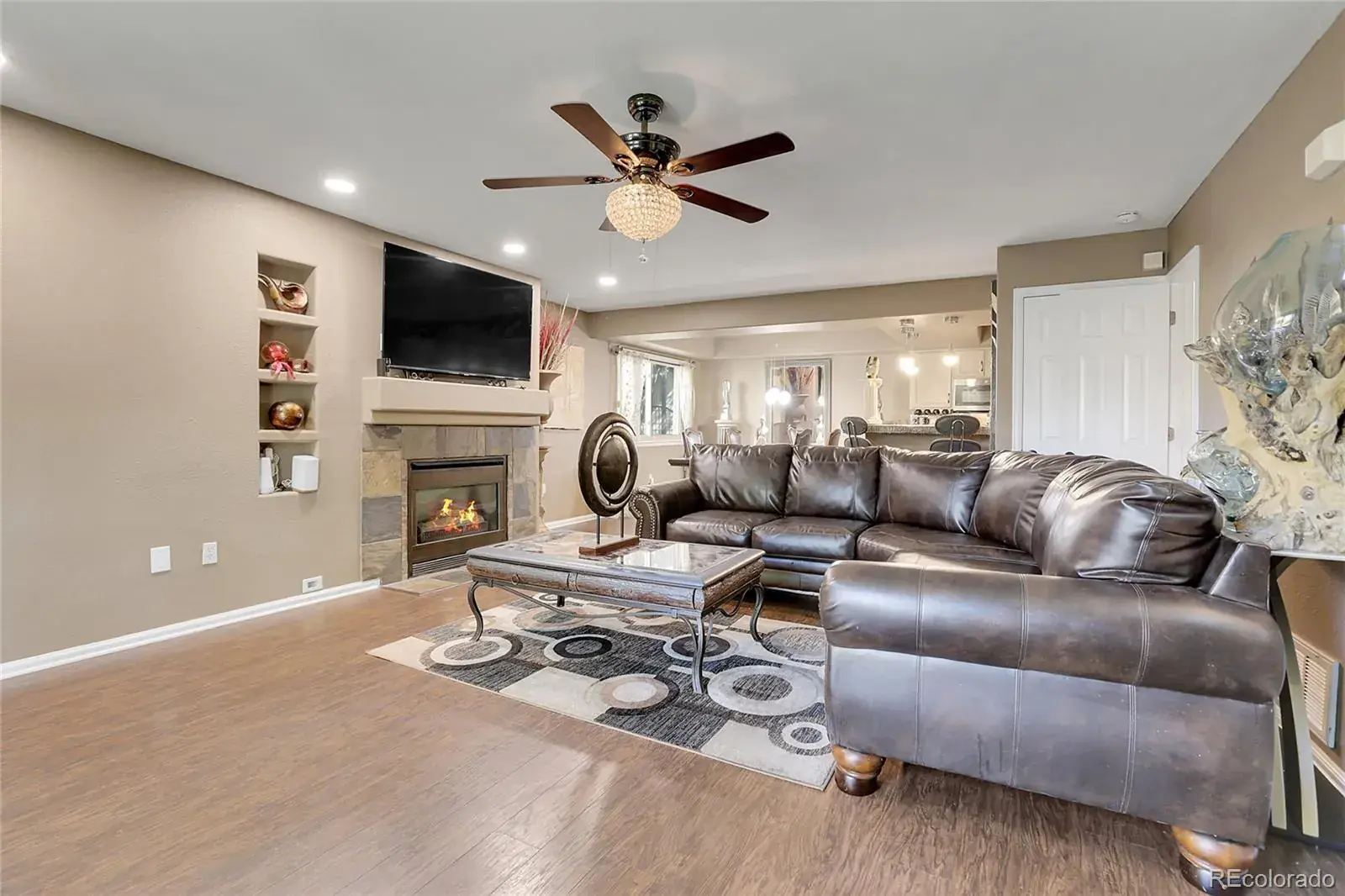 1736 S Pagosa Way Aurora CO 80017 MLS #REC4569407 01312025090453 1600 5