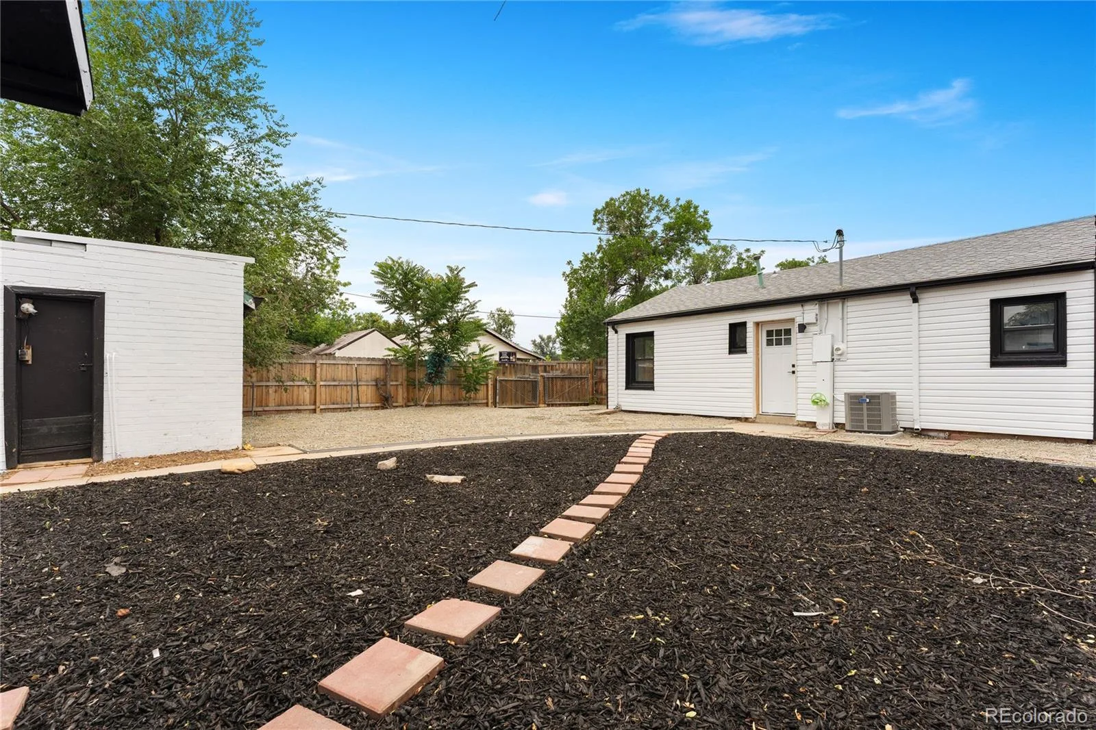 1716 Nome Street Aurora CO 80010 | MLS #REC4570114 10062026205136 1600 13