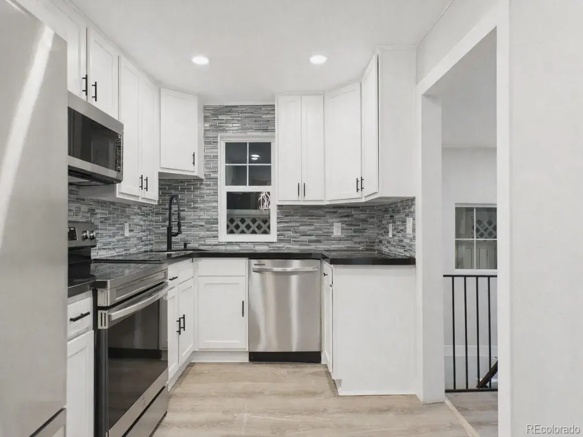 03052026062239 1200 15