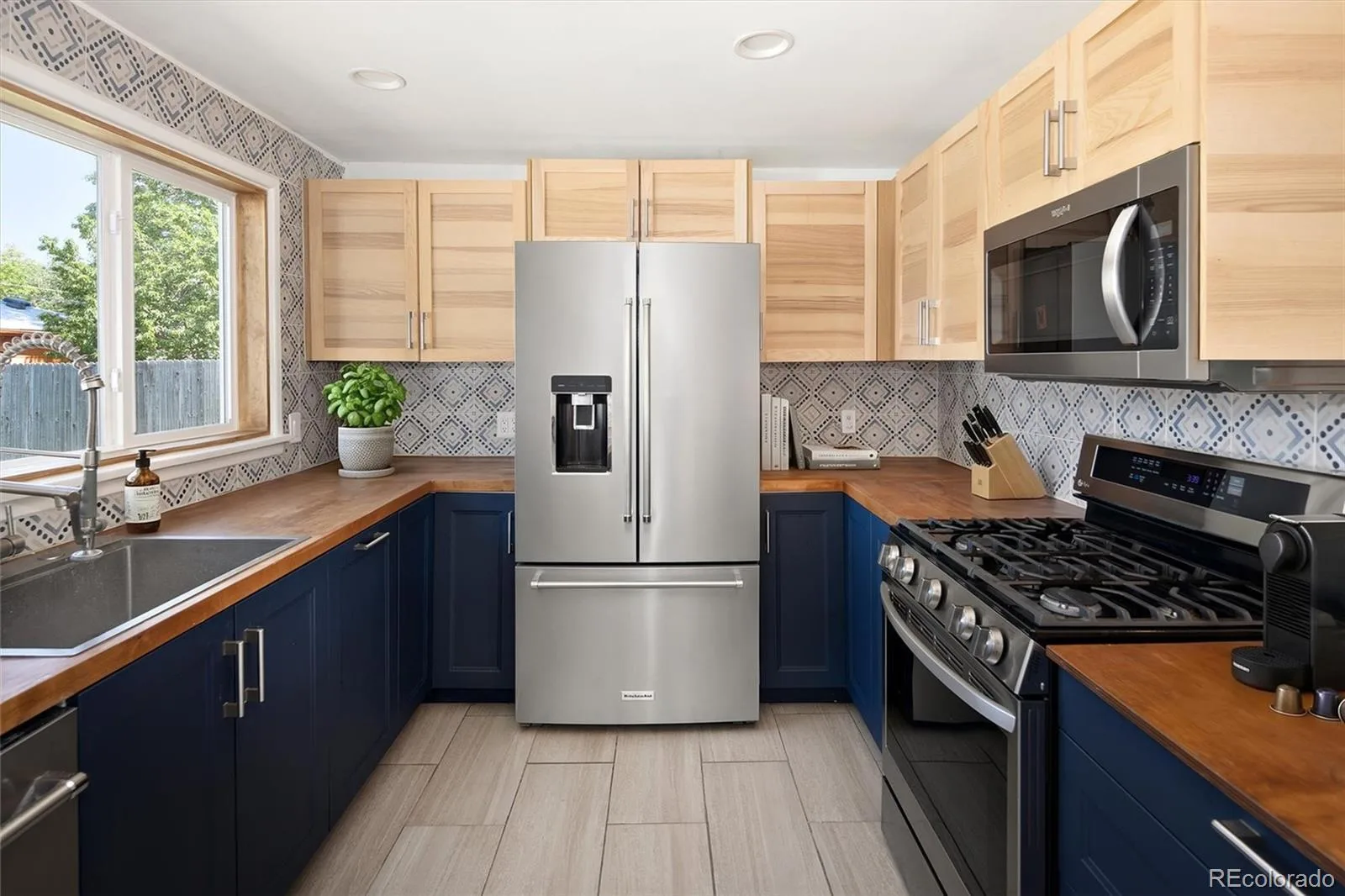 794 Galena Street Aurora CO 80010 | MLS #REC4570219 08262026161830 1600 11