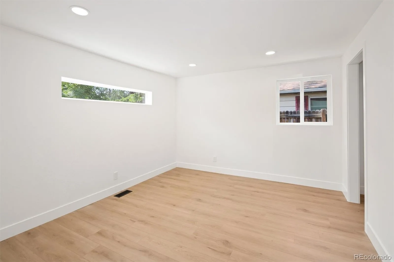 794 Galena Street Aurora CO 80010 | MLS #REC4570219 08262026161830 1600 24