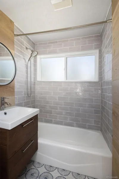 794 Galena Street Aurora CO 80010 | MLS #REC4570219 08262026161830 800 32