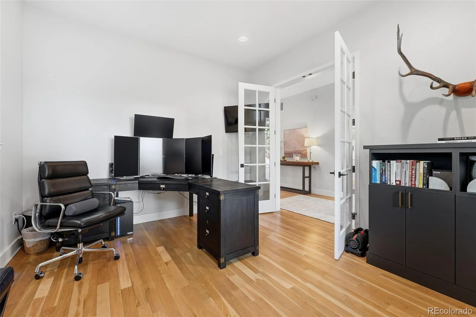 1501 S Clayton Street Denver CO 80210 MLS #REC4570853 04282026172543 1600 16
