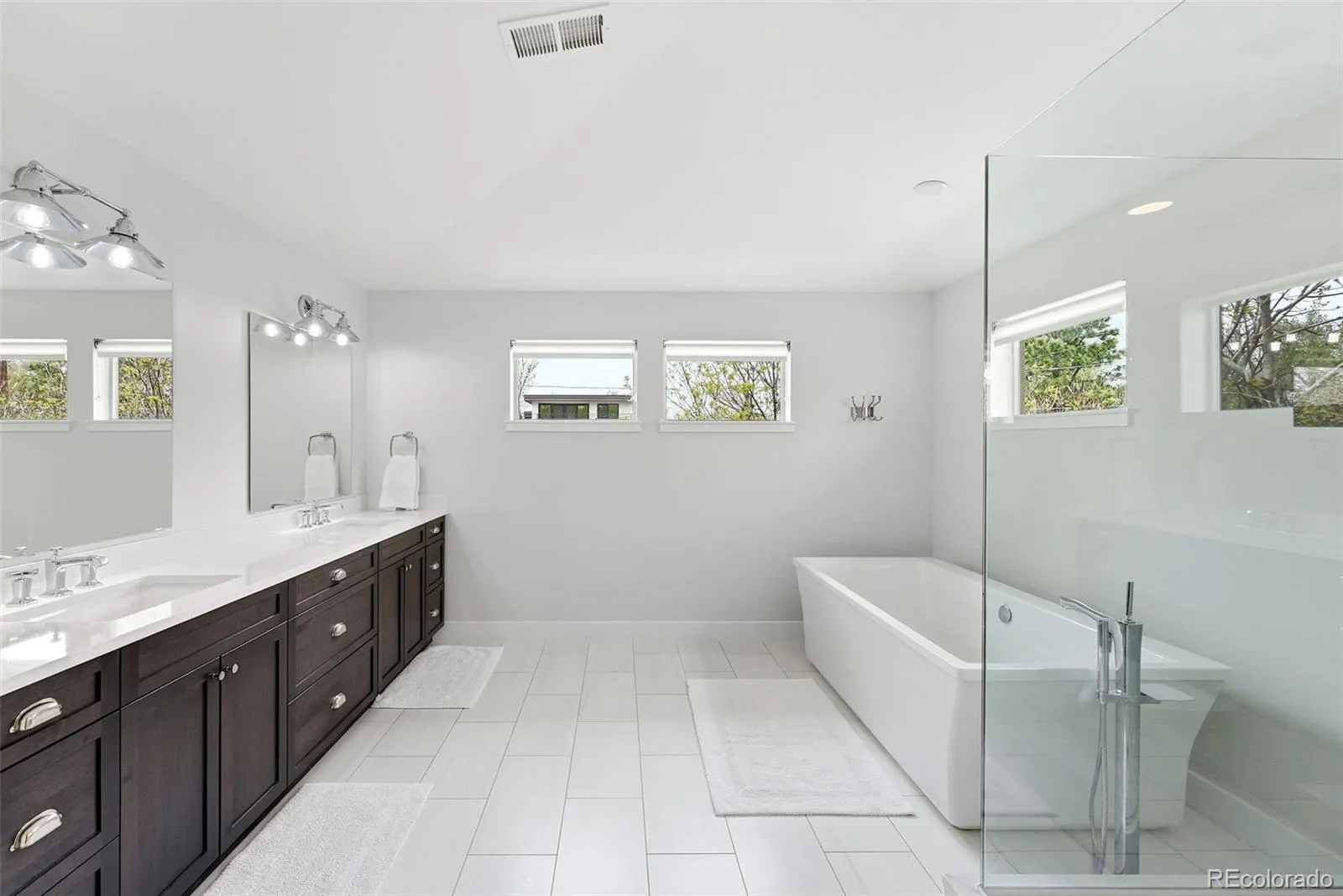 1501 S Clayton Street Denver CO 80210 MLS #REC4570853 04282026172543 1600 21