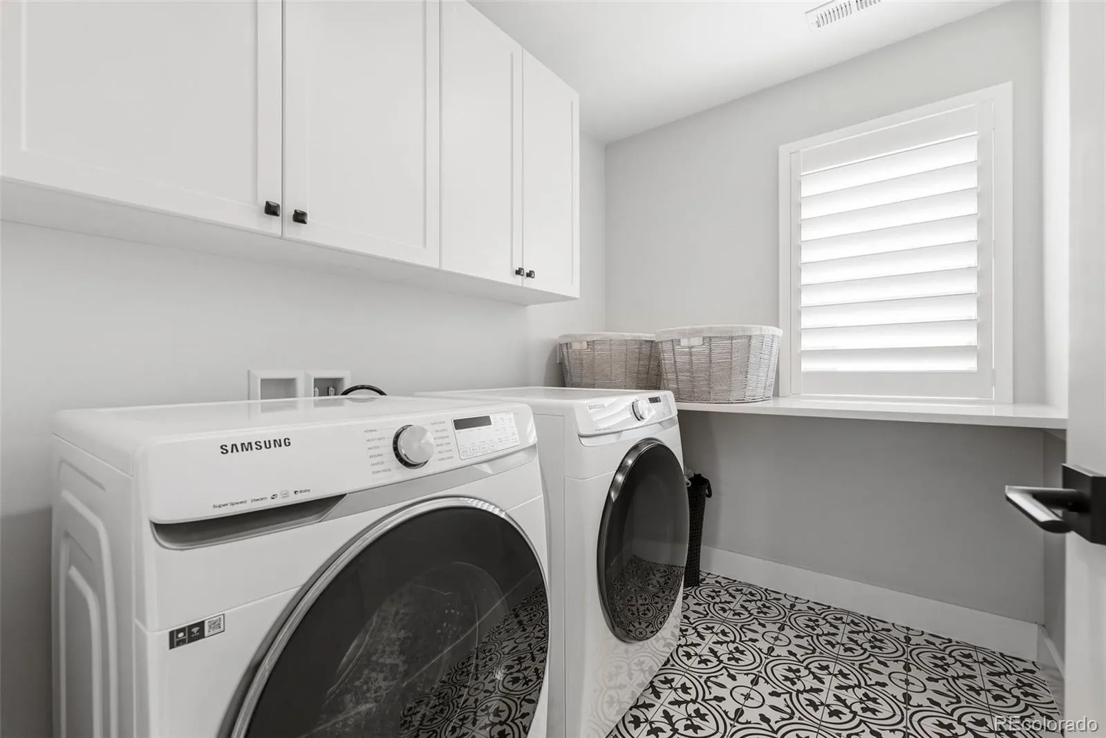 1501 S Clayton Street Denver CO 80210 MLS #REC4570853 04282026172543 1600 33