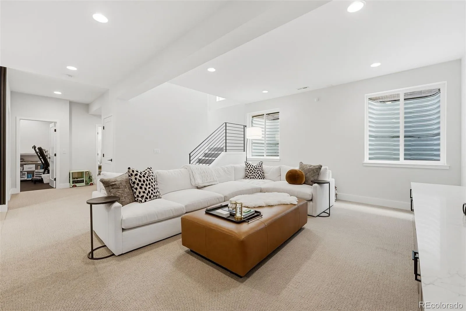 1501 S Clayton Street Denver CO 80210 MLS #REC4570853 04282026172543 1600 36