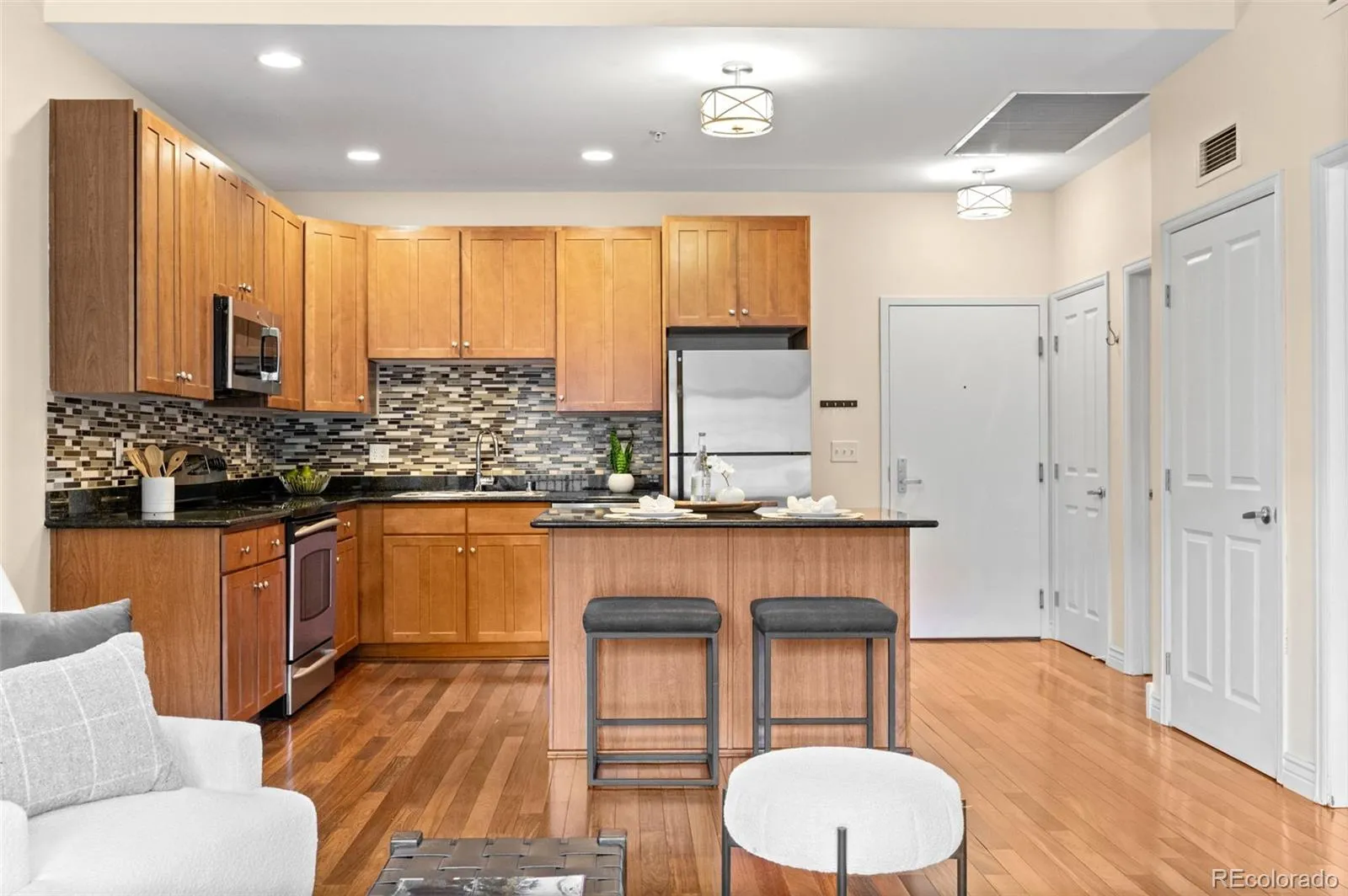 04072026193837 1600 10