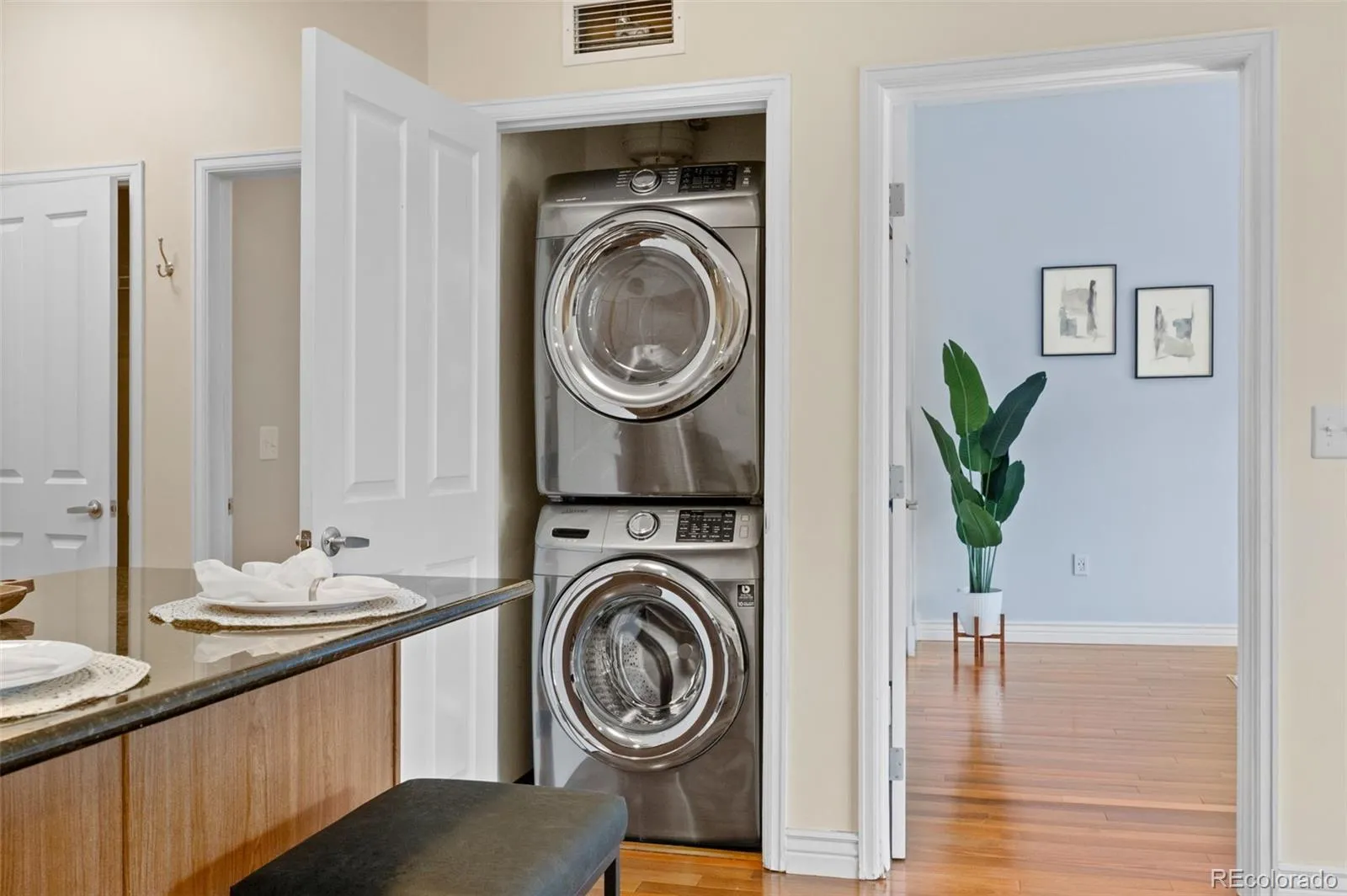 04072026193837 1600 15