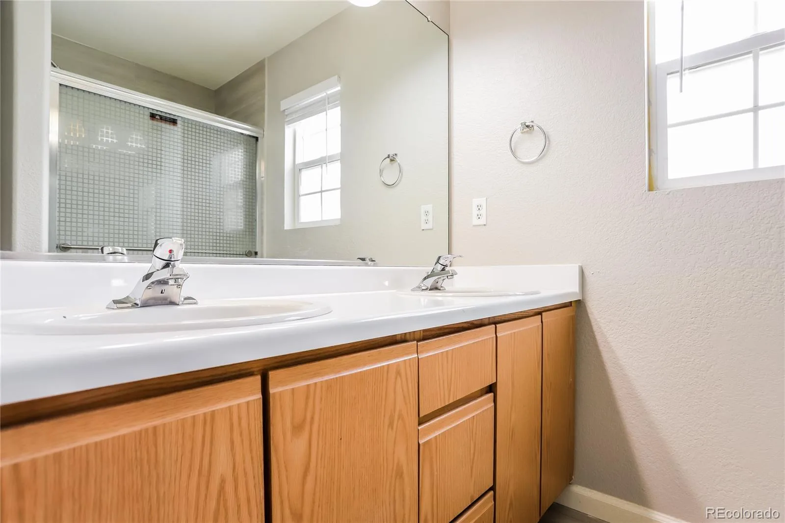 20788 E 38th Place Denver CO 80249 | MLS #REC4571365 08232026171558 1600 9
