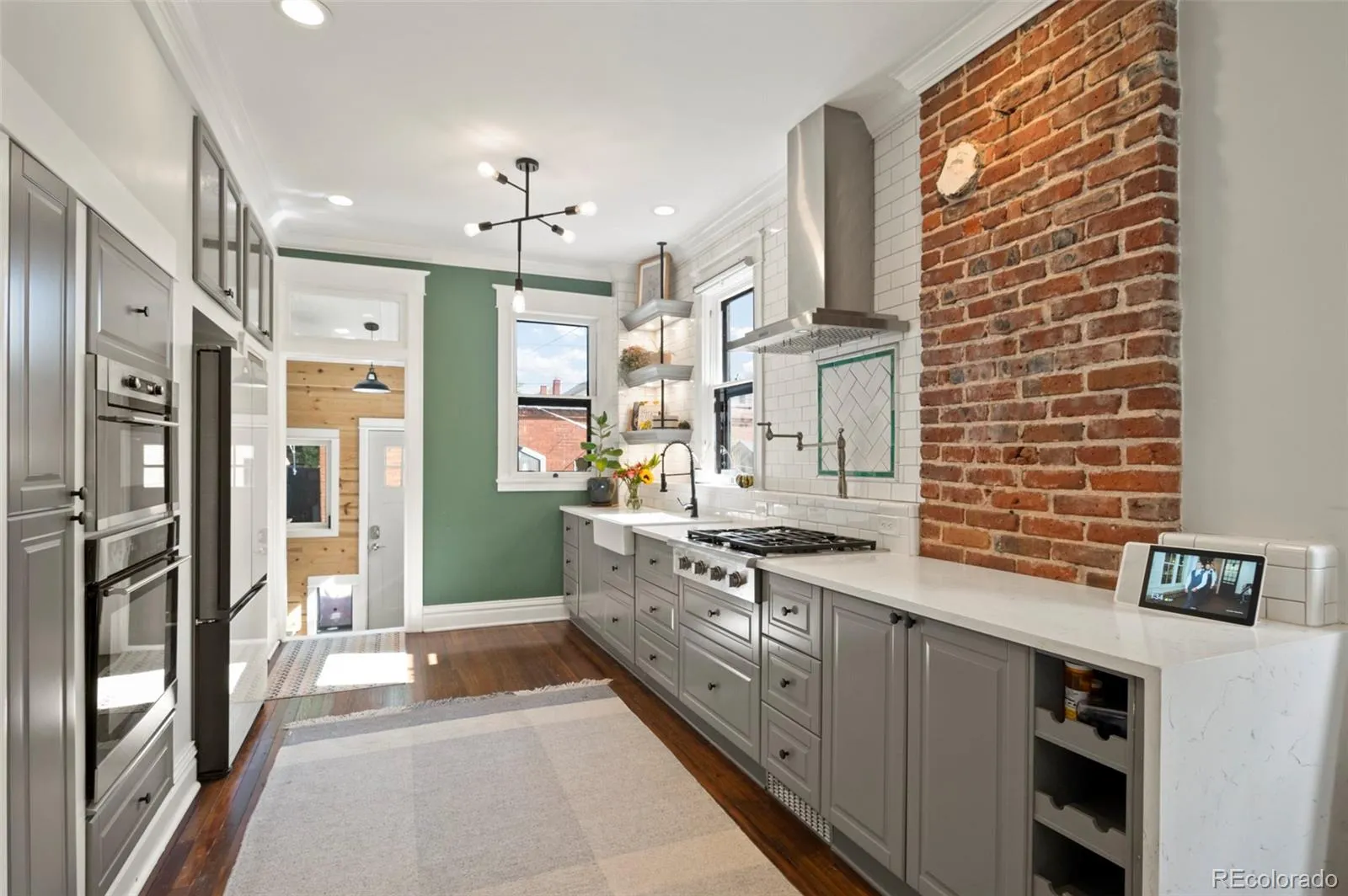 334 S Lincoln Street Denver CO 80209 MLS #REC4571505 04262026183747 1600 12