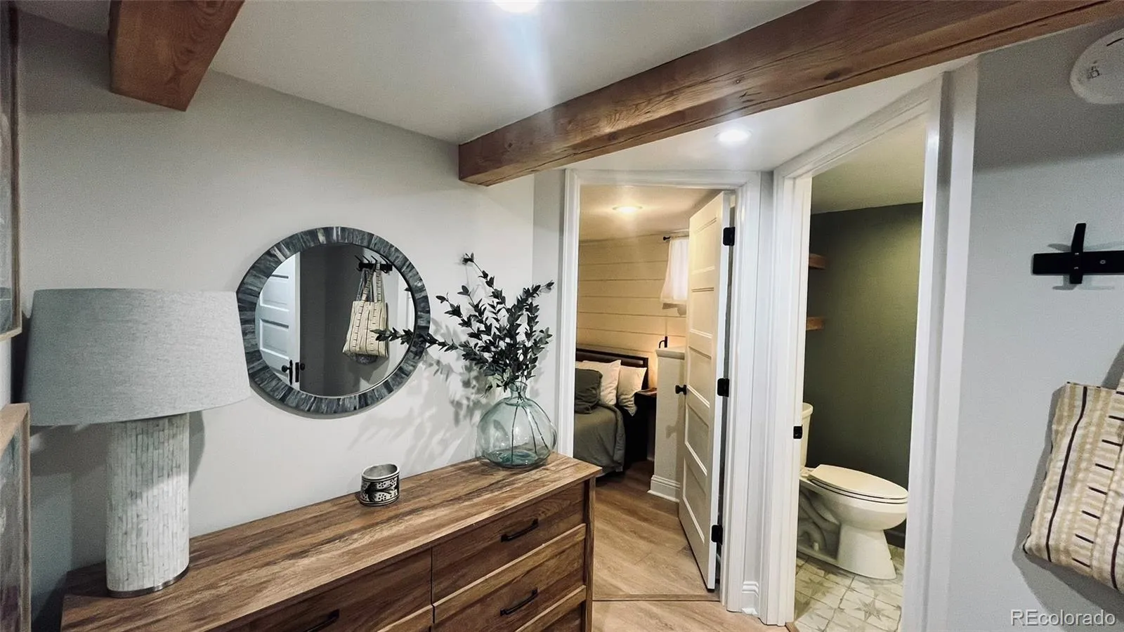 334 S Lincoln Street Denver CO 80209 MLS #REC4571505 04262026183747 1600 22