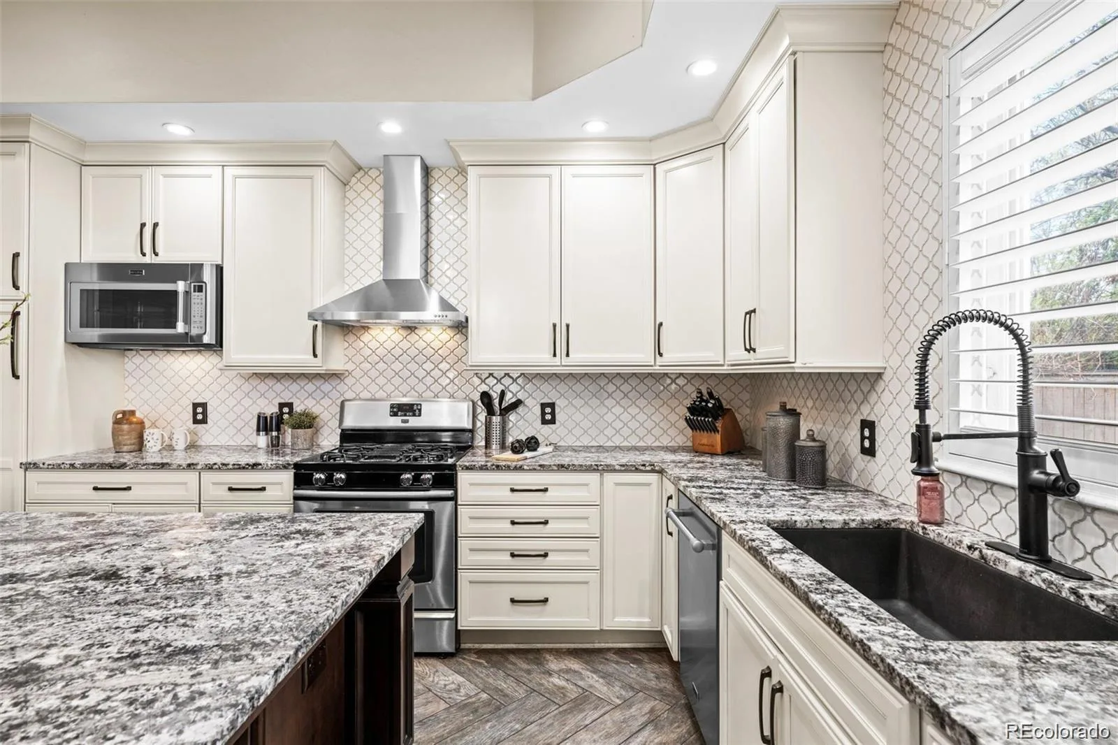 2927 N Humboldt Street Denver CO 80205 MLS #REC4572208 06092026000944 1600 10