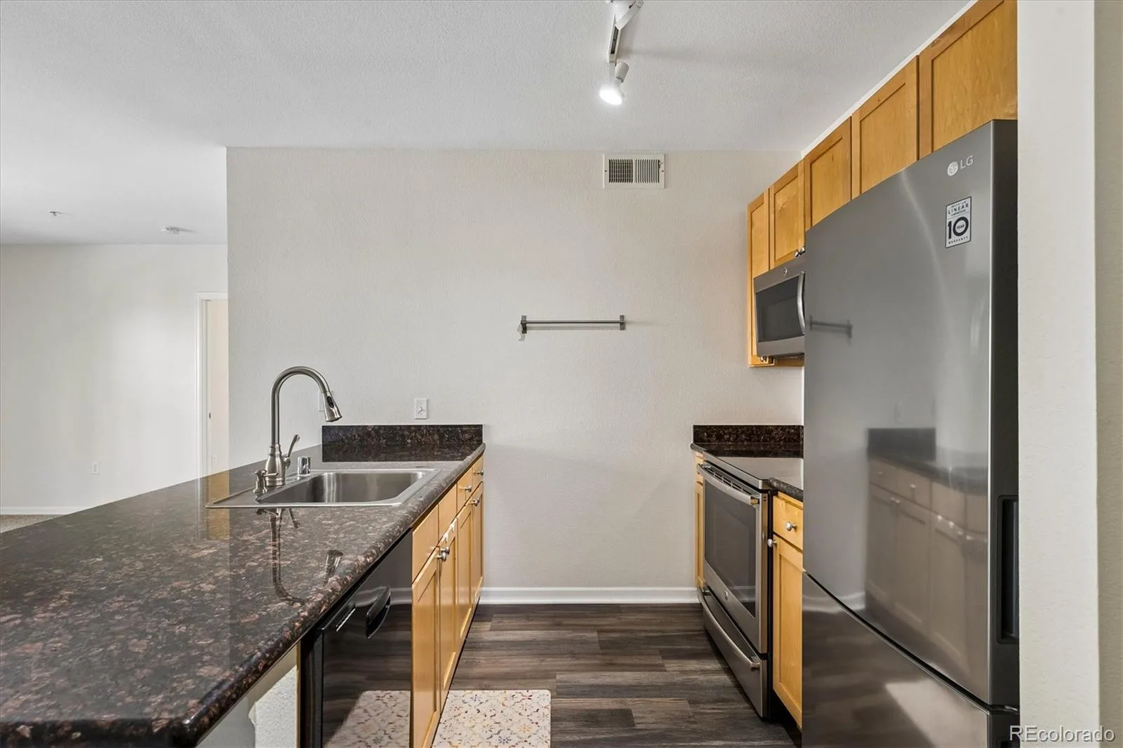 1623 Saint Paul Street #204 Denver CO 80206 MLS #REC4572753 07212026132411 1600 6