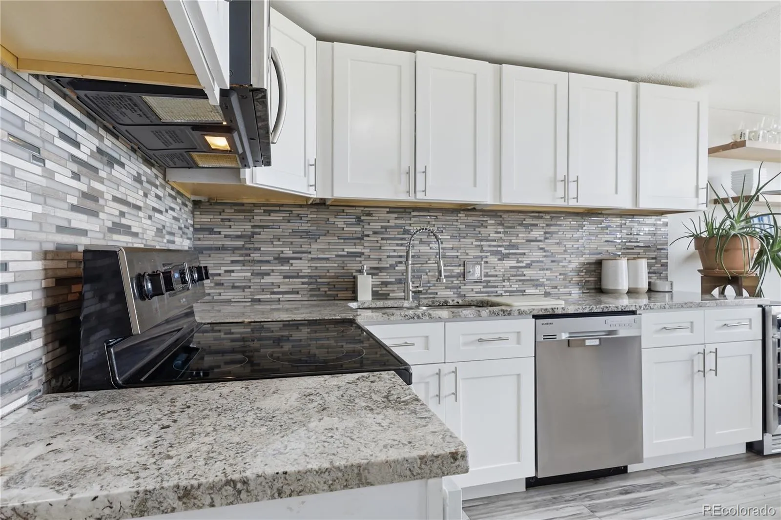 1155 N Ash Street #806 Denver CO 80220 MLS #REC4574082 05152026202110 1600 13