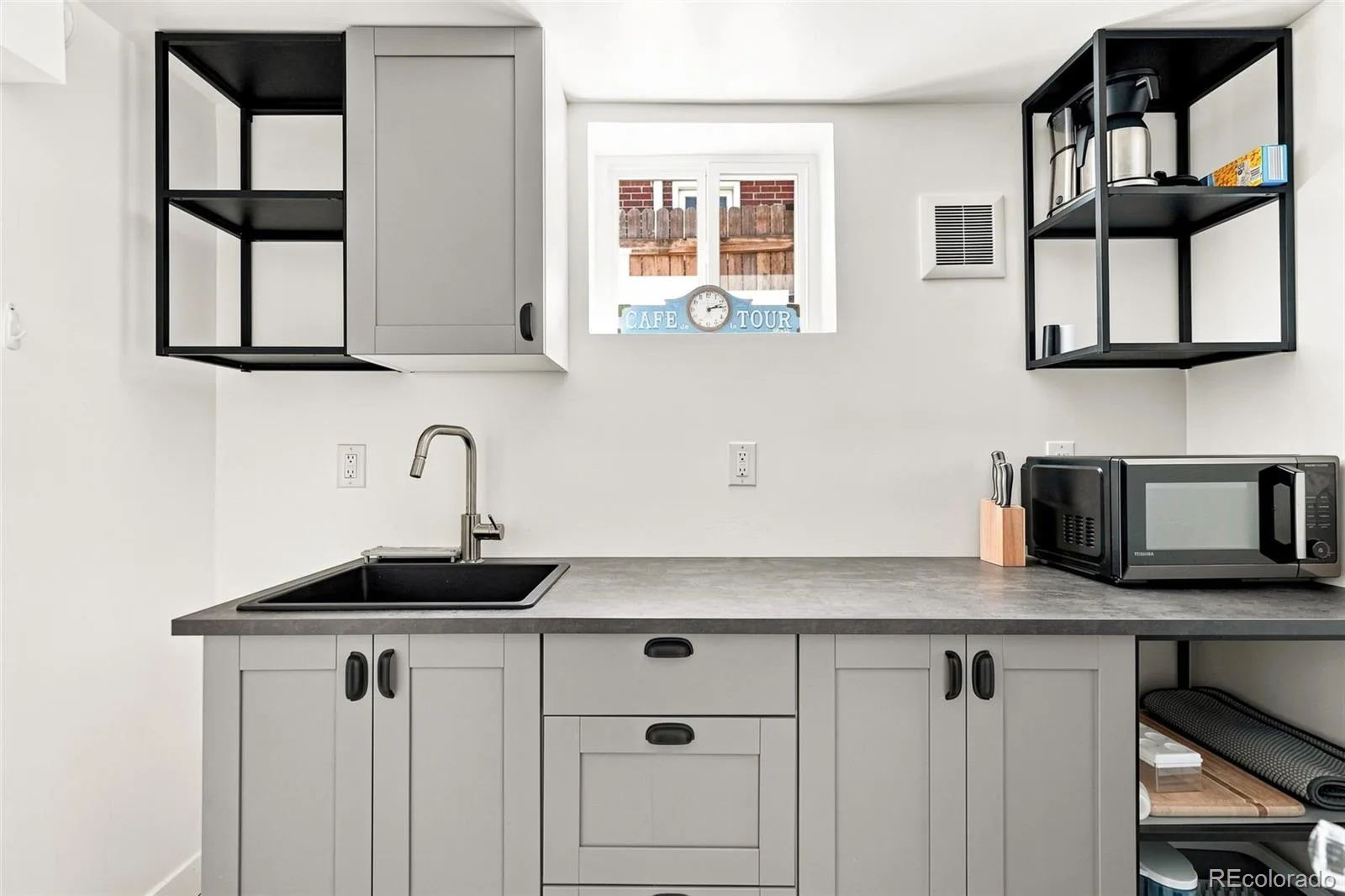 605 N Race Street Denver CO 80206 | MLS #REC4578649 09232026051647 1600 34